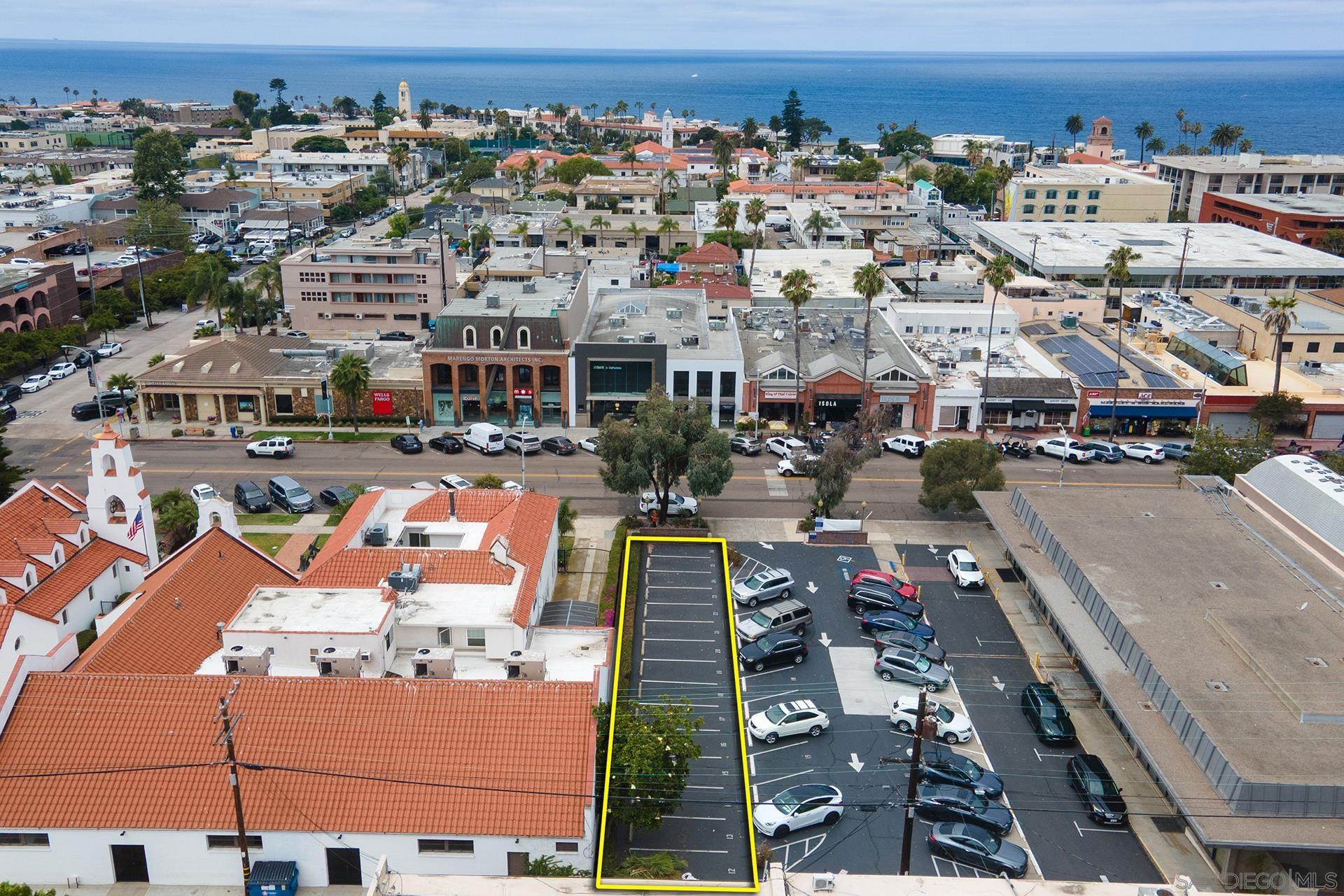 Detail Gallery Image 14 of 37 For , La Jolla,  CA 92037 - – Beds | – Baths