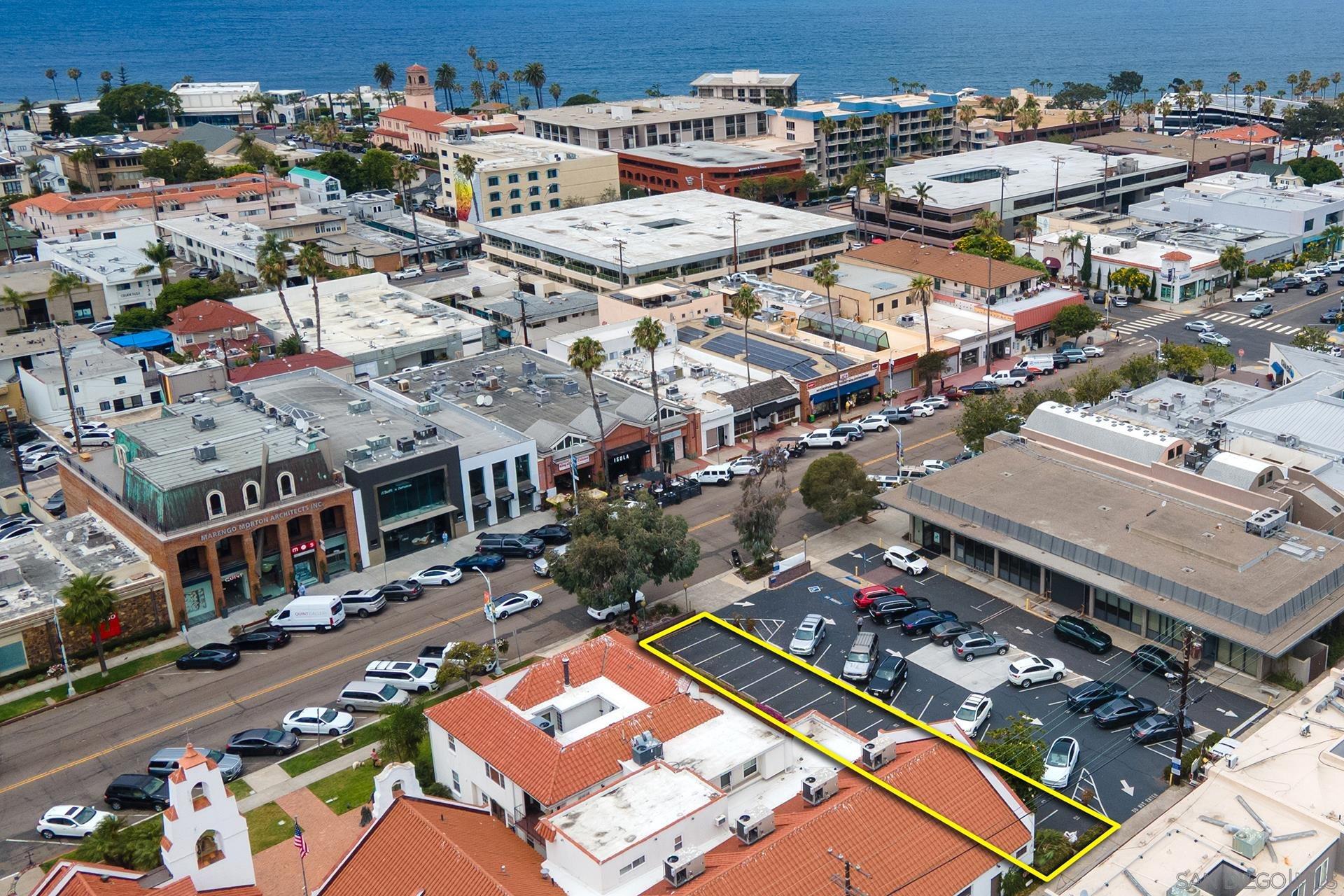 Detail Gallery Image 16 of 37 For , La Jolla,  CA 92037 - – Beds | – Baths