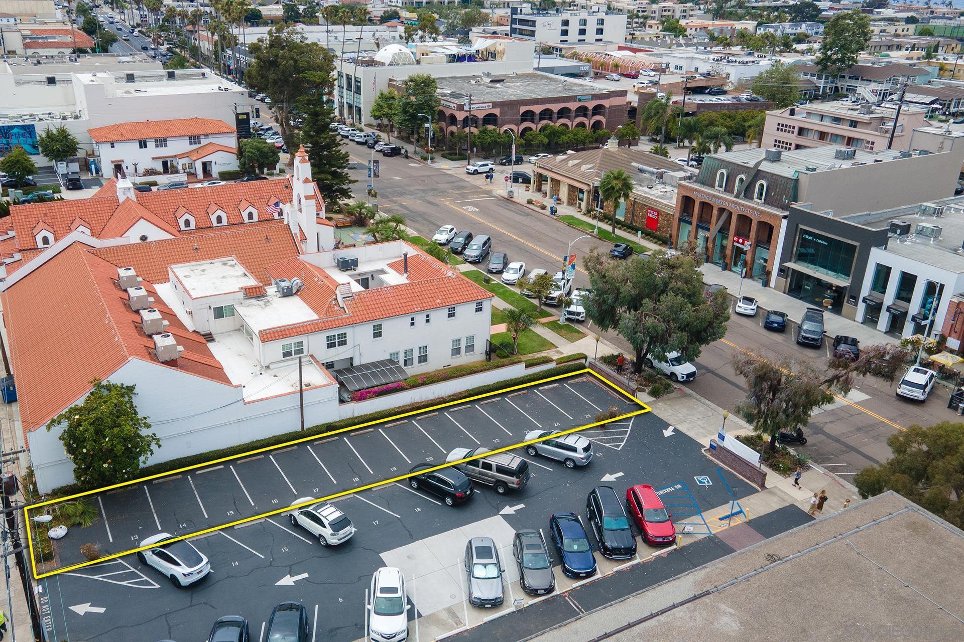 Detail Gallery Image 20 of 37 For , La Jolla,  CA 92037 - – Beds | – Baths