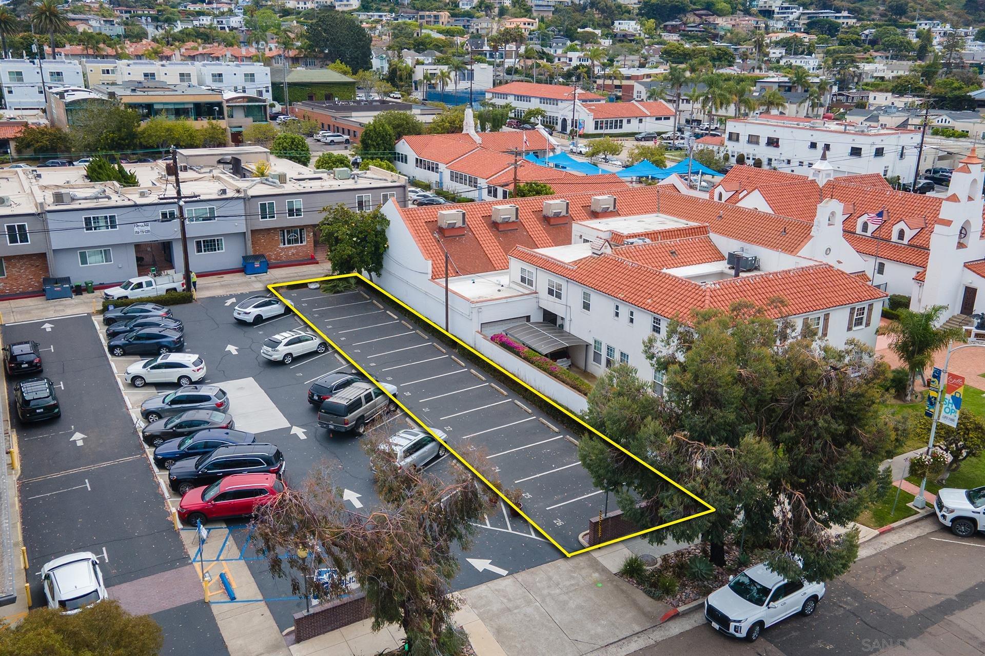 Detail Gallery Image 22 of 37 For , La Jolla,  CA 92037 - – Beds | – Baths