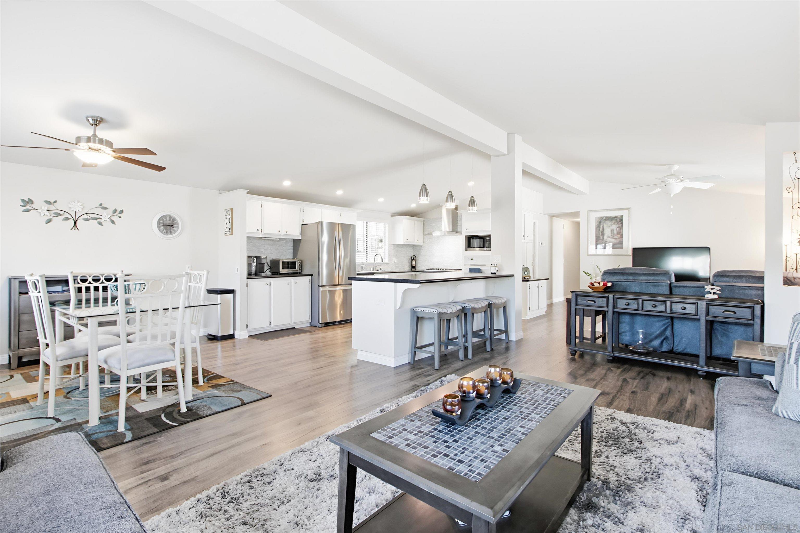 Front Image Thumbnail for SD250044253