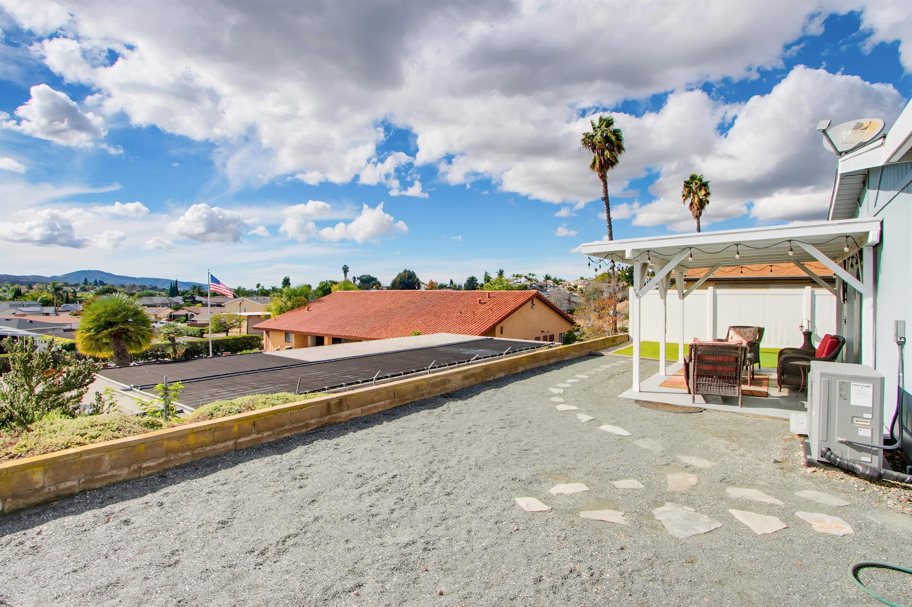 Detail Gallery Image 29 of 46 For 1723  Kiwi Gln, Escondido,  CA 92026 - 2 Beds | 2 Baths