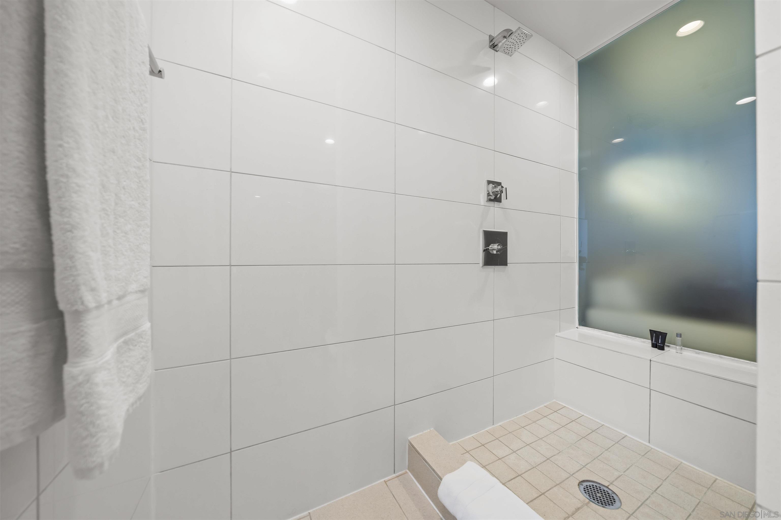 Detail Gallery Image 14 of 31 For 207  5th Ave  #940,  San Diego,  CA 92101 - 1 Beds | 1 Baths