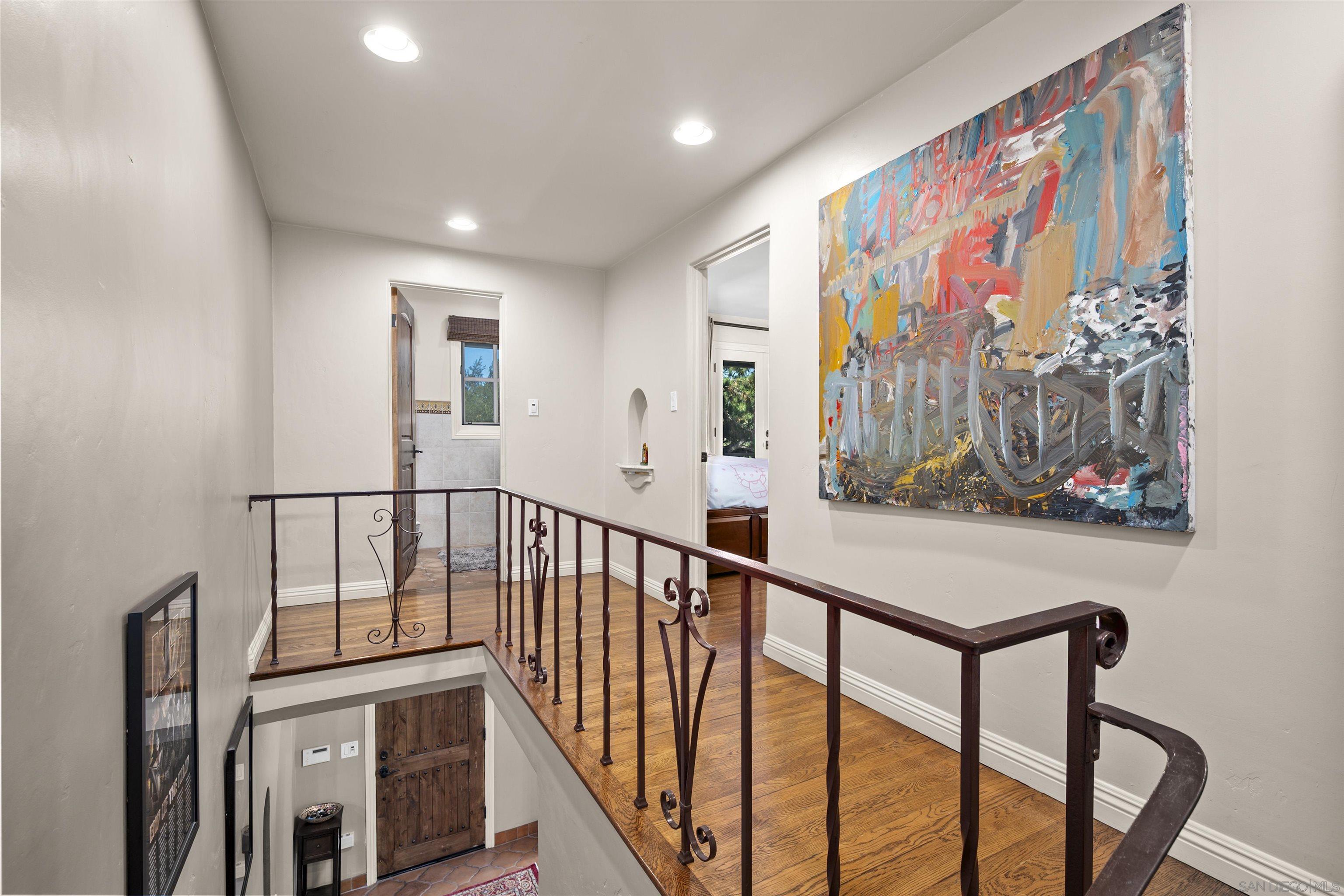 Detail Gallery Image 15 of 39 For 4265  Altamirano Way, San Diego,  CA 92103 - 4 Beds | 2/1 Baths