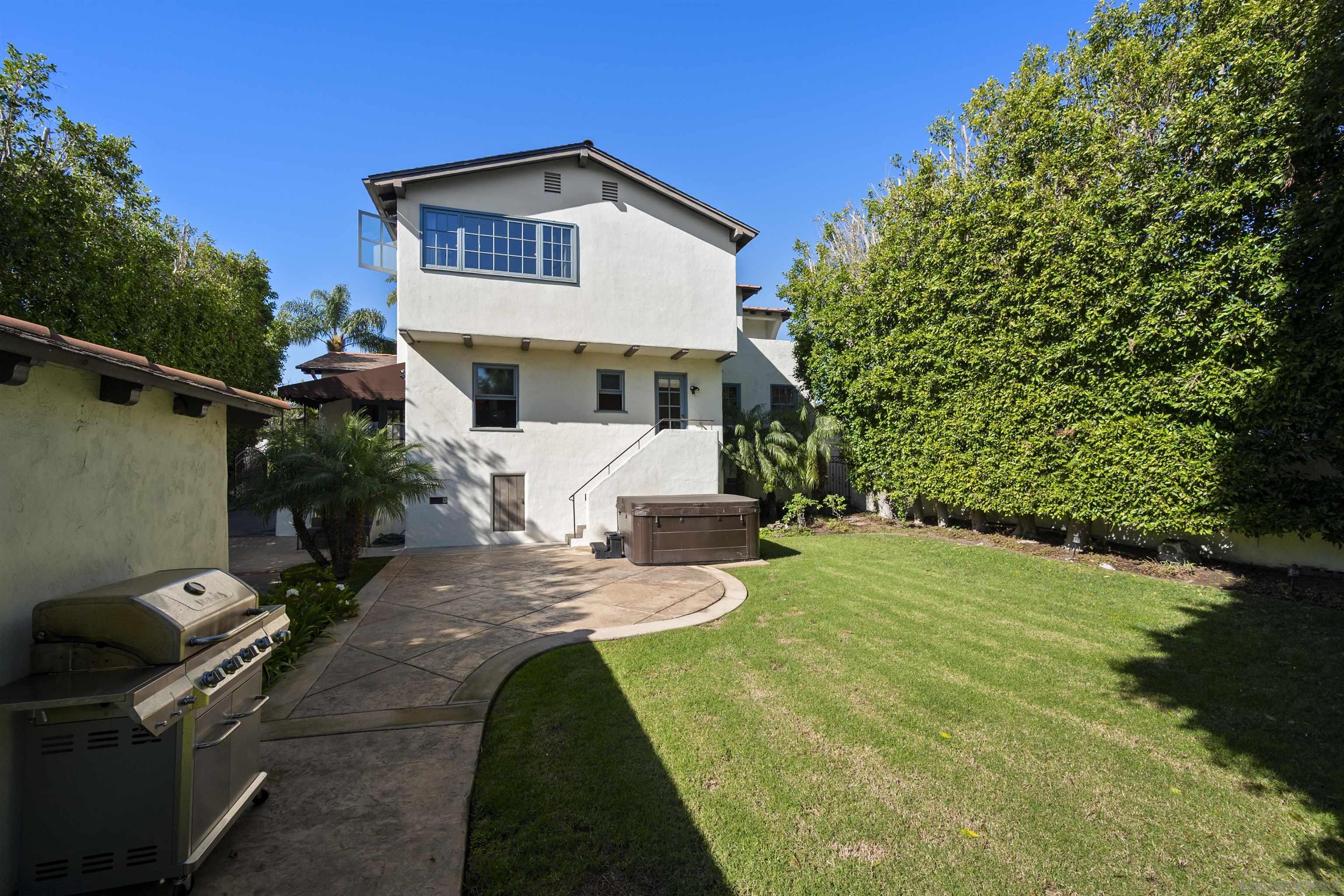 Detail Gallery Image 33 of 39 For 4265  Altamirano Way, San Diego,  CA 92103 - 4 Beds | 2/1 Baths