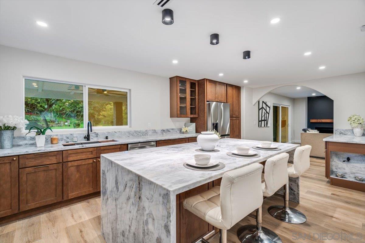 Detail Gallery Image 10 of 38 For 4750  Butternut Hollow Lane, Bonita,  CA 91902 - 5 Beds | 3 Baths