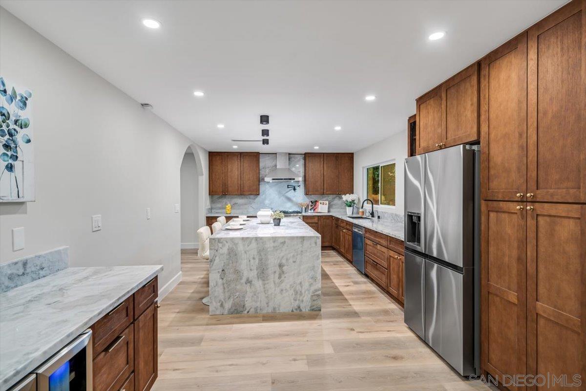 Detail Gallery Image 11 of 38 For 4750  Butternut Hollow Lane, Bonita,  CA 91902 - 5 Beds | 3 Baths