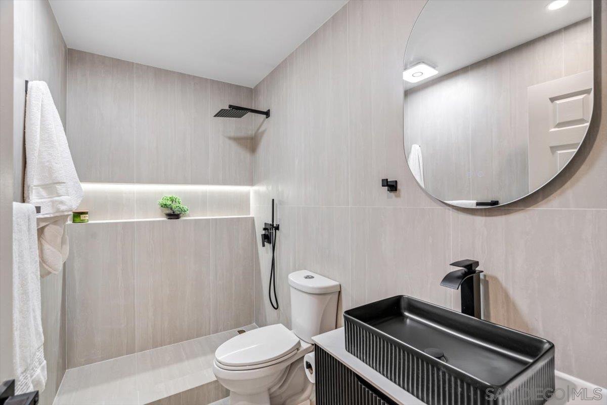 Detail Gallery Image 21 of 38 For 4750  Butternut Hollow Lane, Bonita,  CA 91902 - 5 Beds | 3 Baths