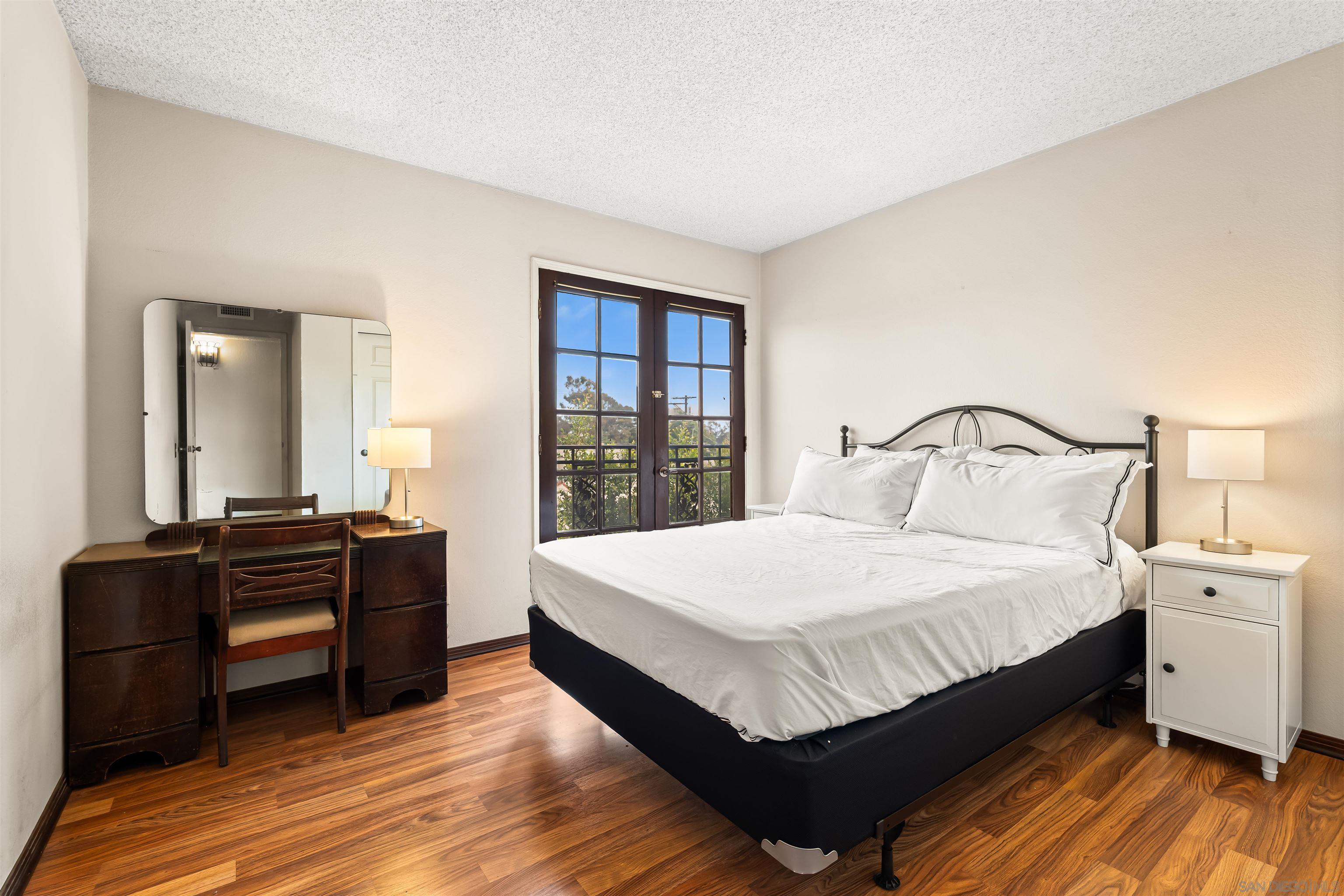 Detail Gallery Image 24 of 40 For 1263  Robinson Avenue  #13,  San Diego,  CA 92103 - 2 Beds | 2 Baths