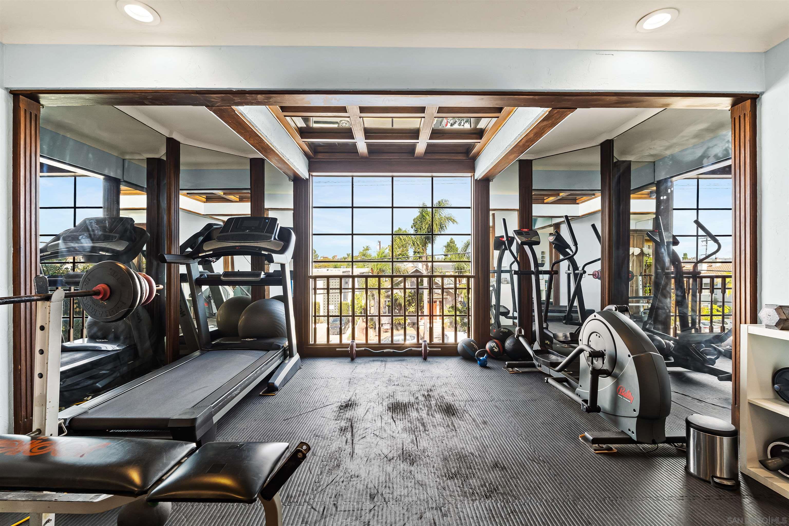 Detail Gallery Image 30 of 40 For 1263  Robinson Avenue  #13,  San Diego,  CA 92103 - 2 Beds | 2 Baths
