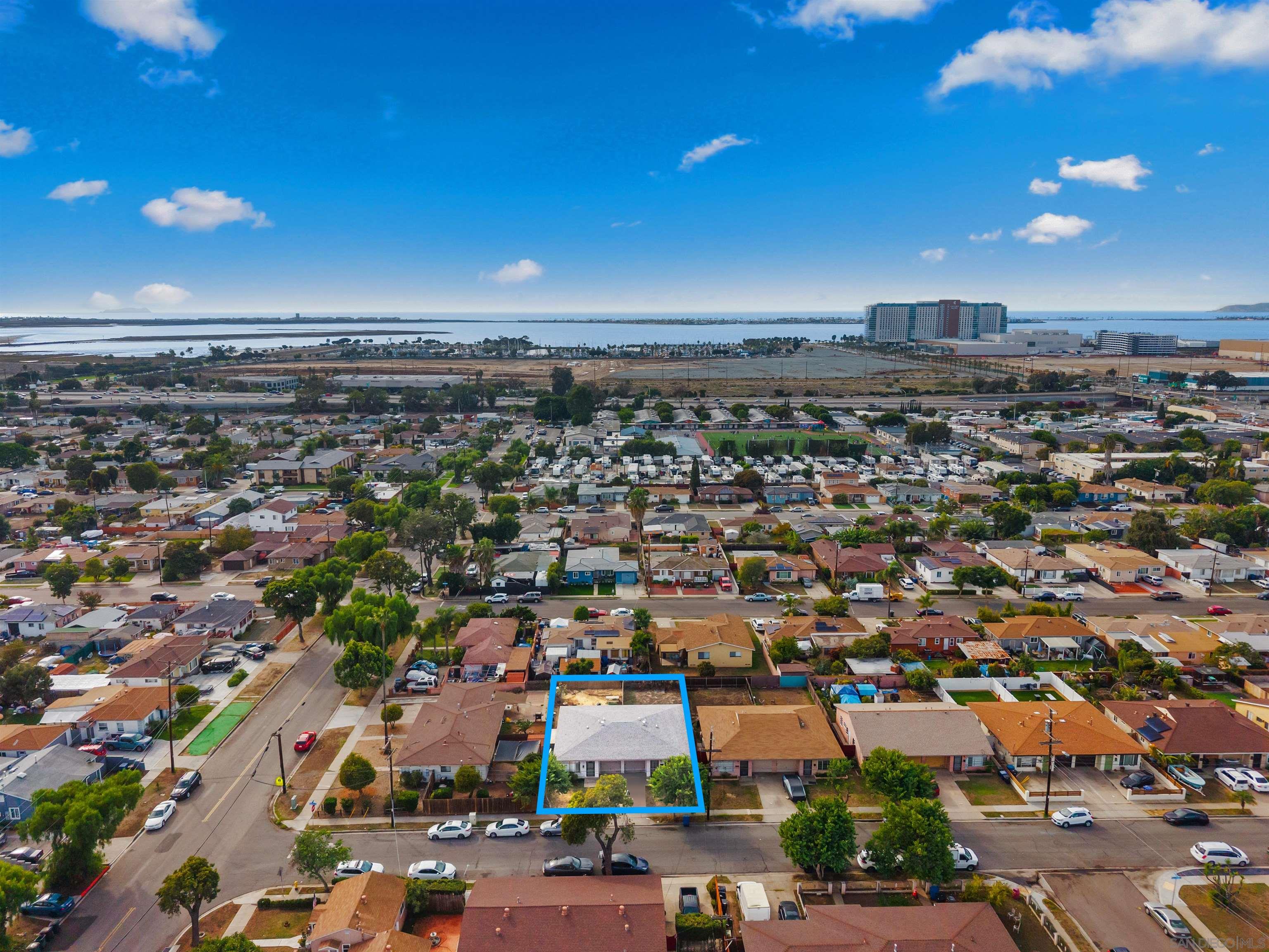 Detail Gallery Image 5 of 9 For 590-92  Madison Ave, Chula Vista,  CA 91910 - – Beds | – Baths