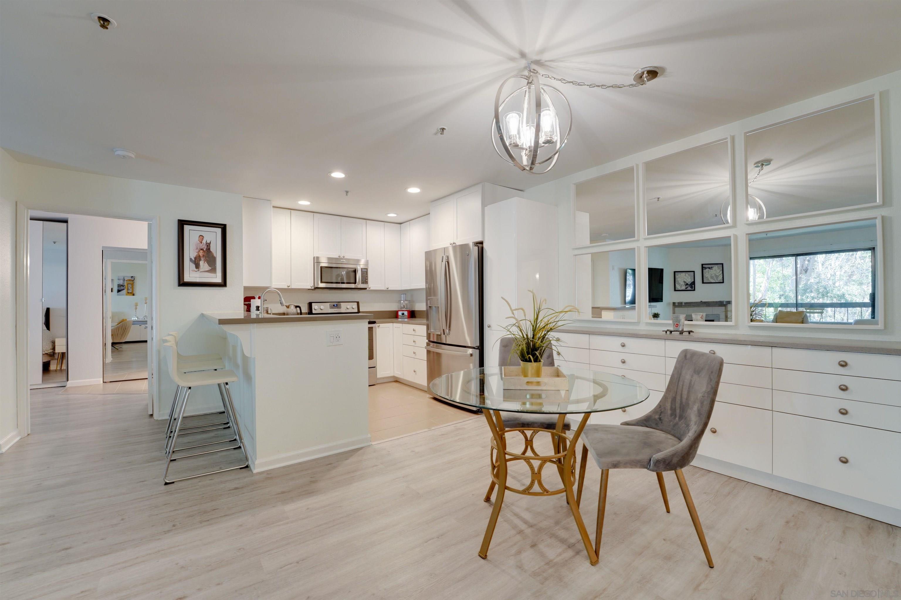 Detail Gallery Image 3 of 25 For 5745  Friars Road  #107,  San Diego,  CA 92110 - 2 Beds | 2 Baths