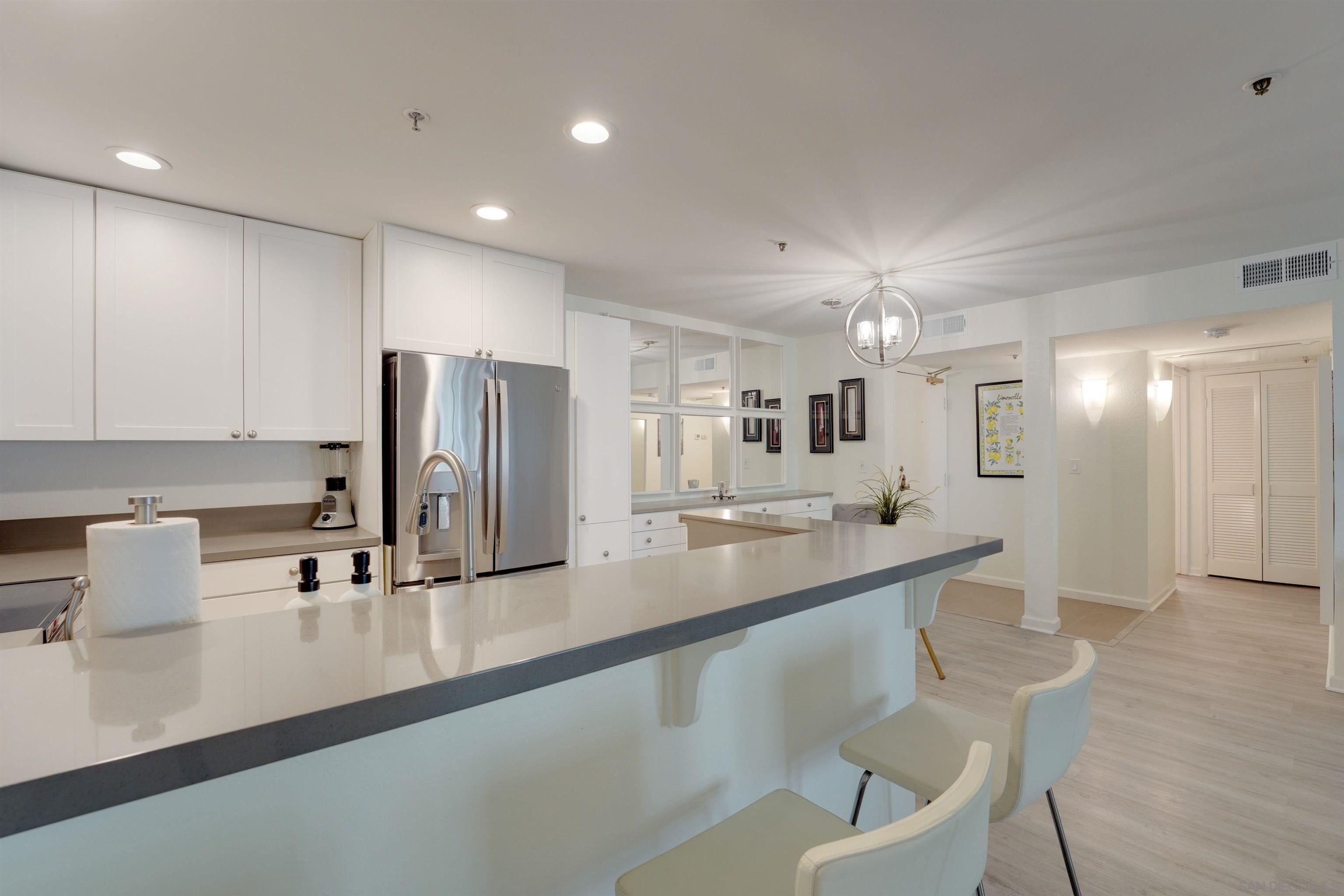 Detail Gallery Image 5 of 25 For 5745  Friars Road  #107,  San Diego,  CA 92110 - 2 Beds | 2 Baths