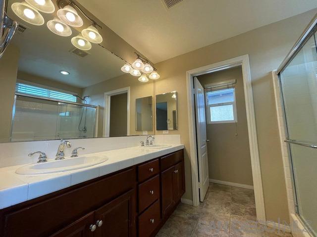 Detail Gallery Image 9 of 16 For 2116  Cantata Dr  44, Chula Vista,  CA 91914 - 3 Beds | 2/1 Baths