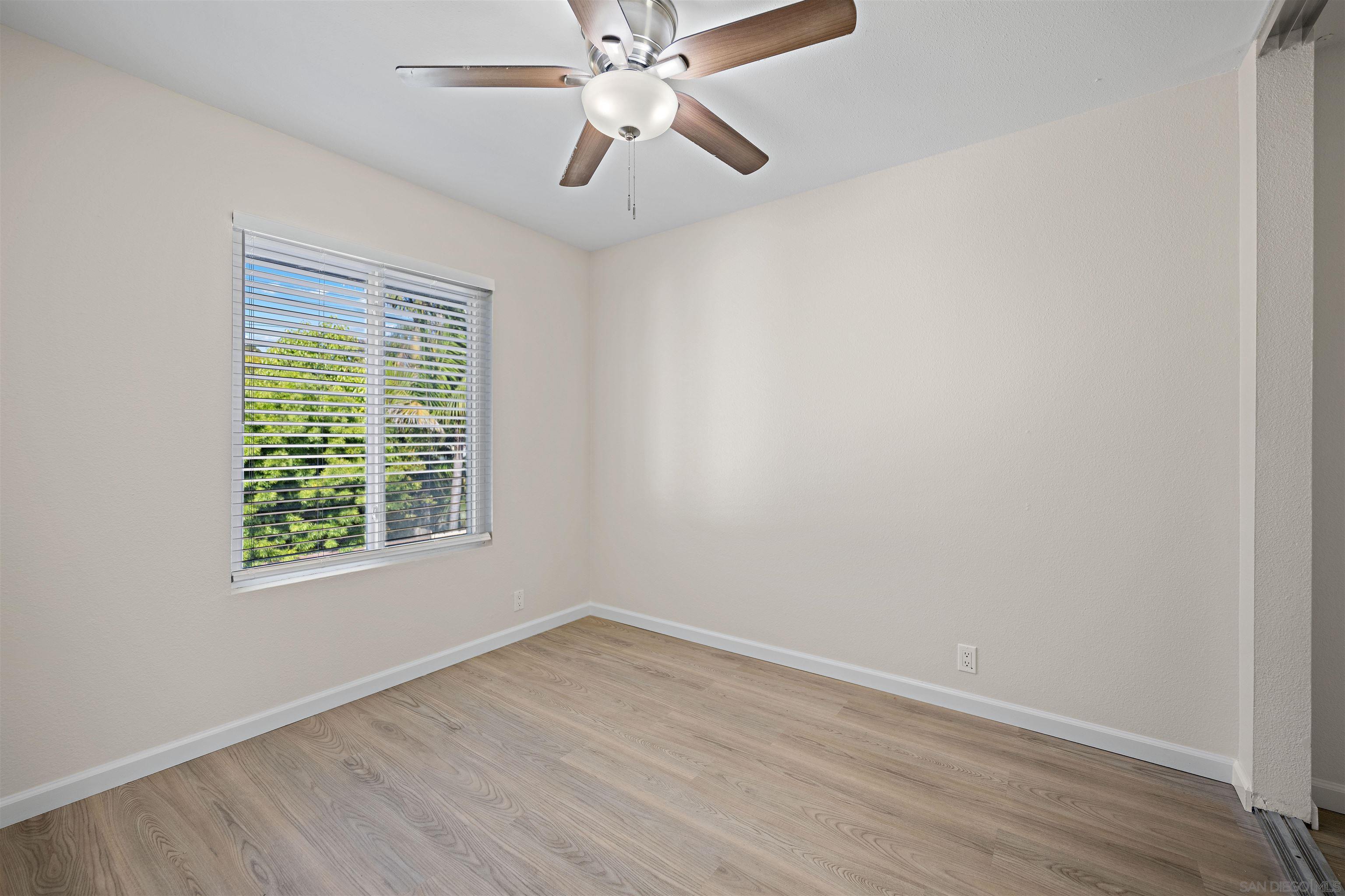 Detail Gallery Image 8 of 17 For 410  S Freeman St  #10,  Oceanside,  CA 92054 - 2 Beds | 1 Baths