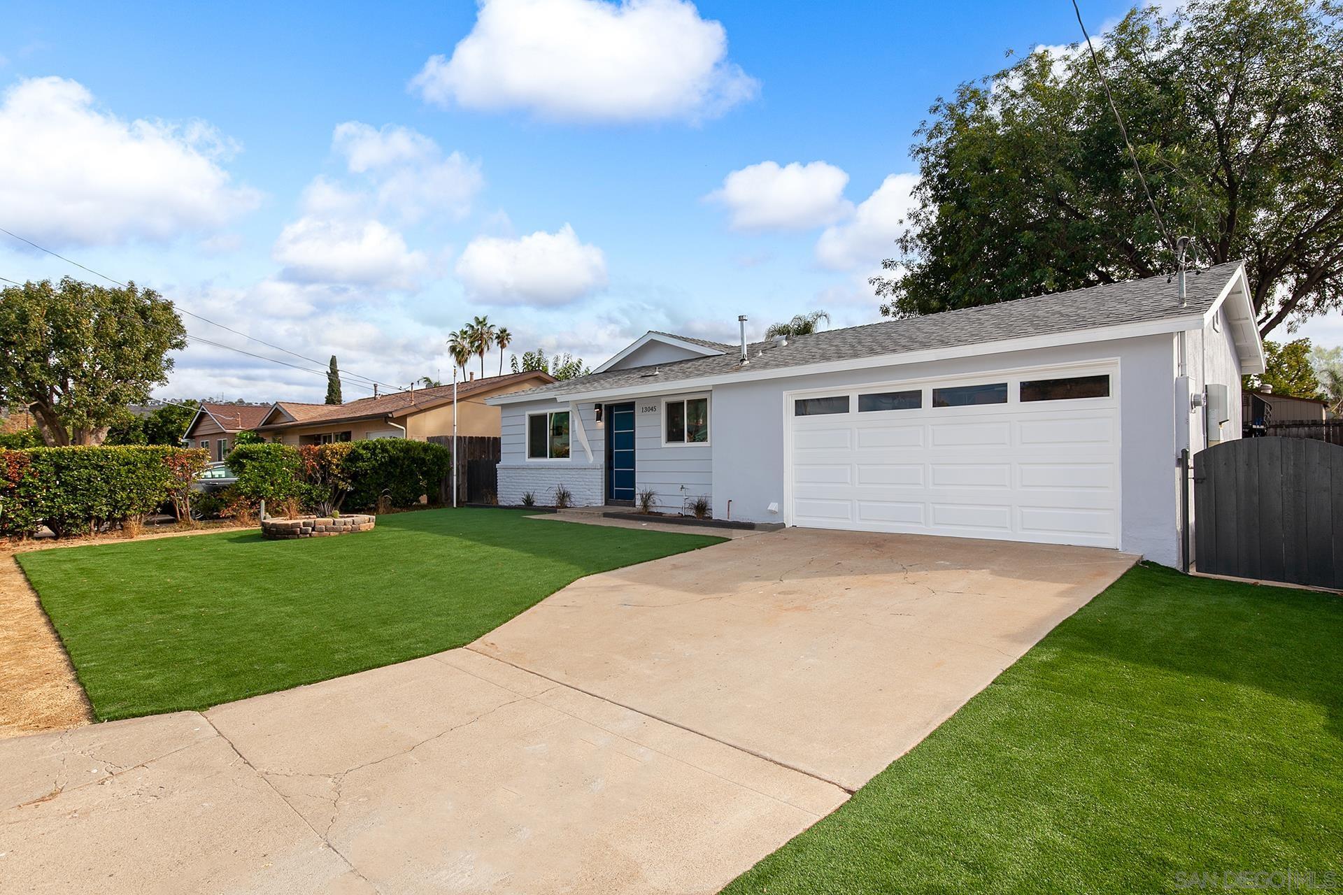 Detail Gallery Image 2 of 54 For 13045  Shenandoah Dr, Lakeside,  CA 92040 - 4 Beds | 2 Baths