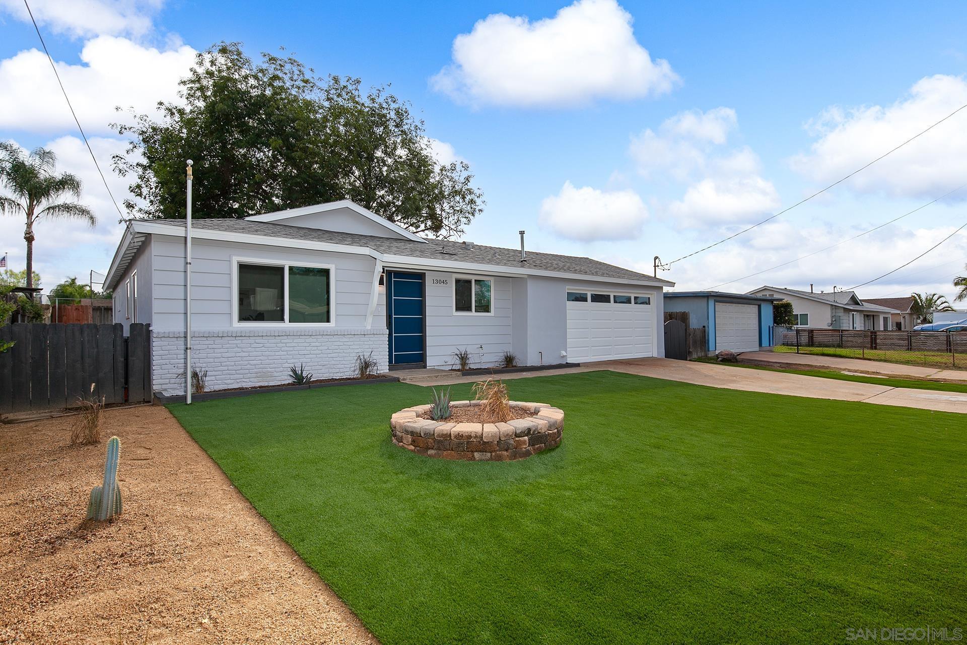 Detail Gallery Image 3 of 54 For 13045  Shenandoah Dr, Lakeside,  CA 92040 - 4 Beds | 2 Baths