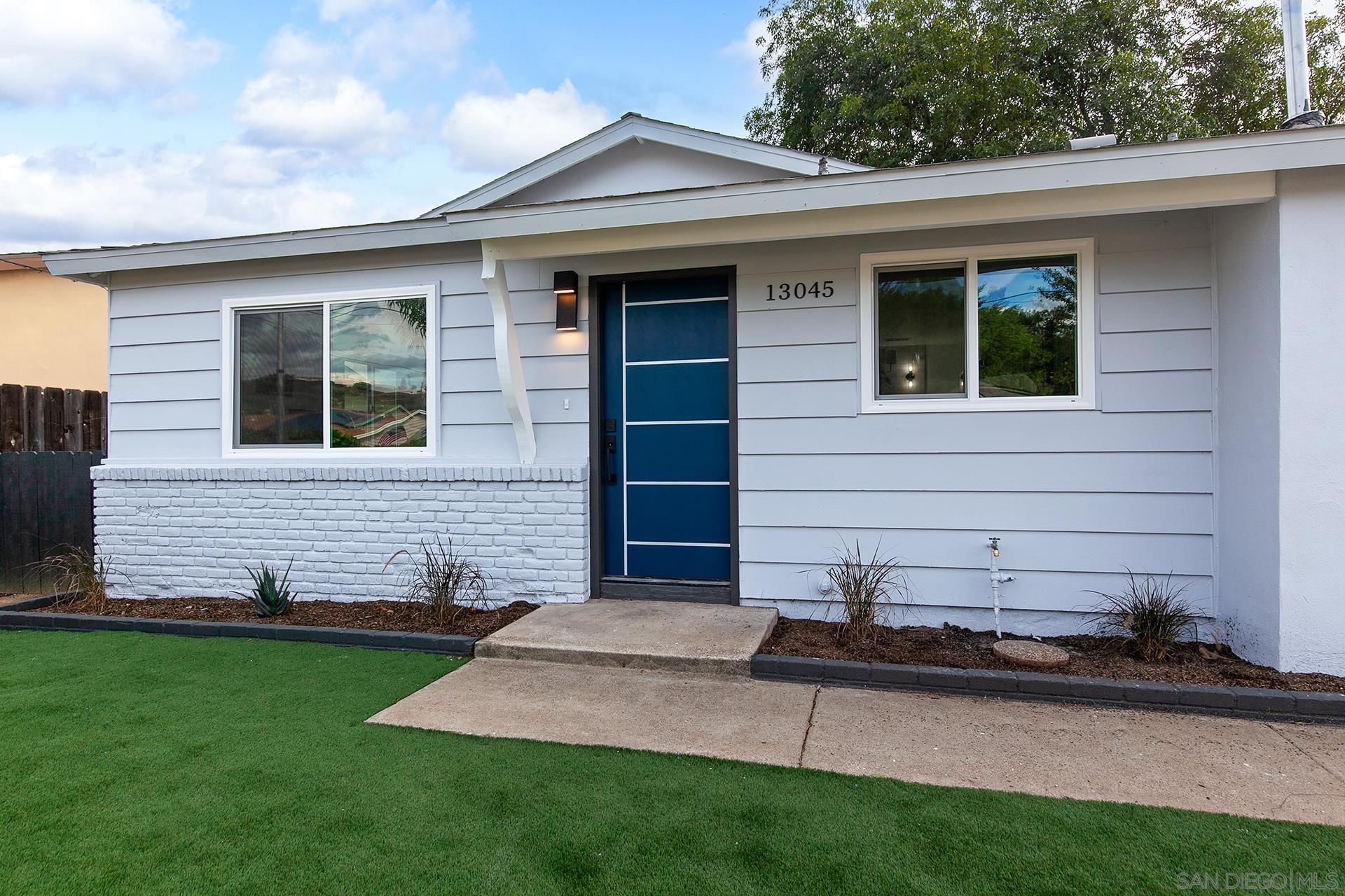 Detail Gallery Image 6 of 54 For 13045  Shenandoah Dr, Lakeside,  CA 92040 - 4 Beds | 2 Baths