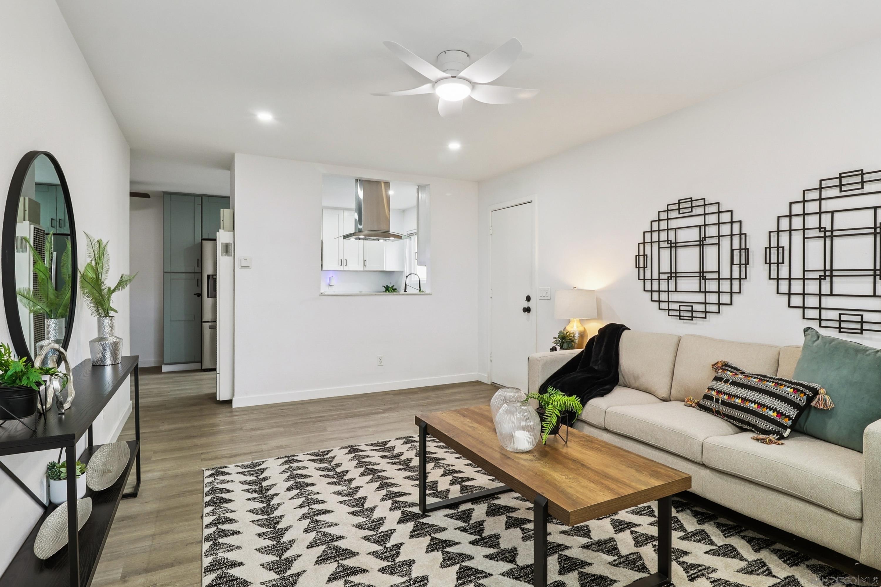 Detail Gallery Image 8 of 64 For 10220  Princess Sarit Way, Santee,  CA 92071 - 2 Beds | 1 Baths