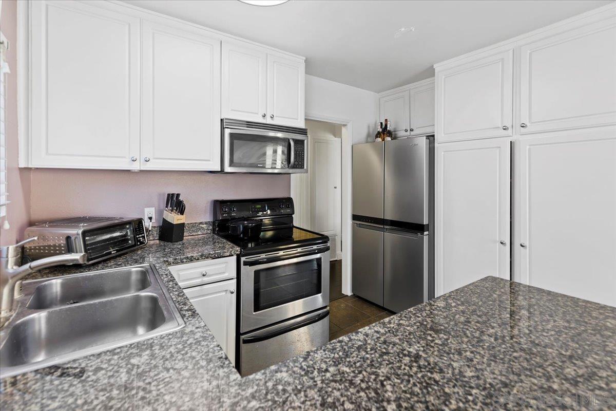 Detail Gallery Image 18 of 36 For 17165 W Bernardo Dr  #205,  San Diego,  CA 92127 - 2 Beds | 1 Baths
