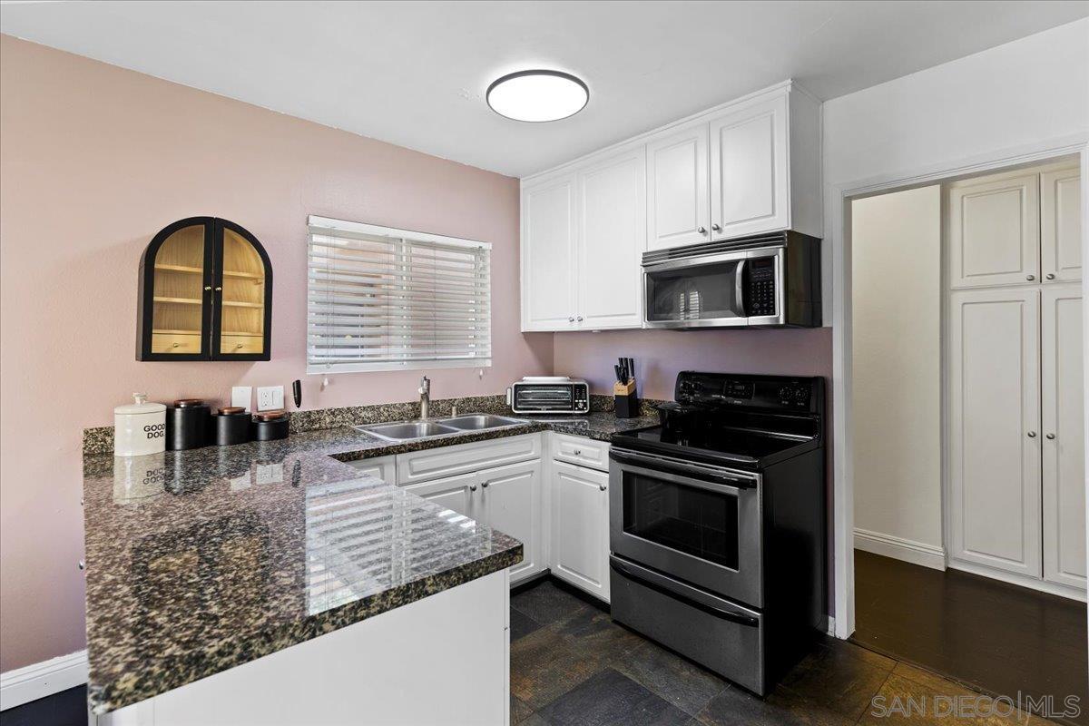Detail Gallery Image 19 of 36 For 17165 W Bernardo Dr  #205,  San Diego,  CA 92127 - 2 Beds | 1 Baths