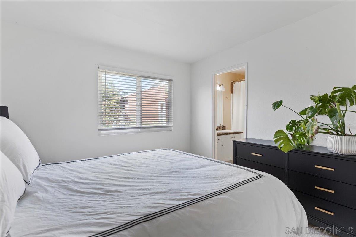 Detail Gallery Image 22 of 36 For 17165 W Bernardo Dr  #205,  San Diego,  CA 92127 - 2 Beds | 1 Baths