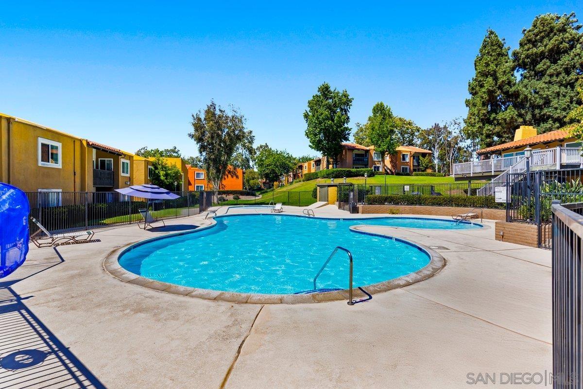 Detail Gallery Image 32 of 36 For 17165 W Bernardo Dr  #205,  San Diego,  CA 92127 - 2 Beds | 1 Baths