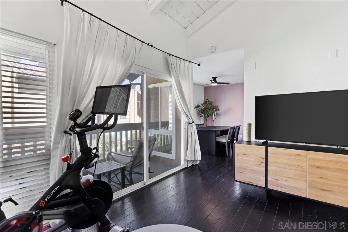 Detail Gallery Image 10 of 36 For 17165 W Bernardo Dr  #205,  San Diego,  CA 92127 - 2 Beds | 1 Baths