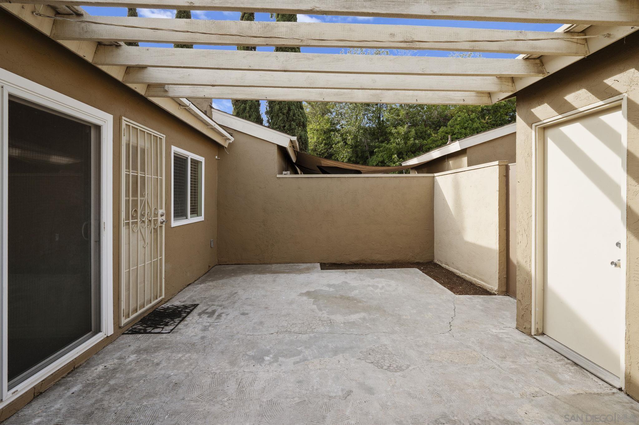 Detail Gallery Image 24 of 38 For 7700  Parkway Dr  #3,  La Mesa,  CA 91942 - 2 Beds | 2 Baths