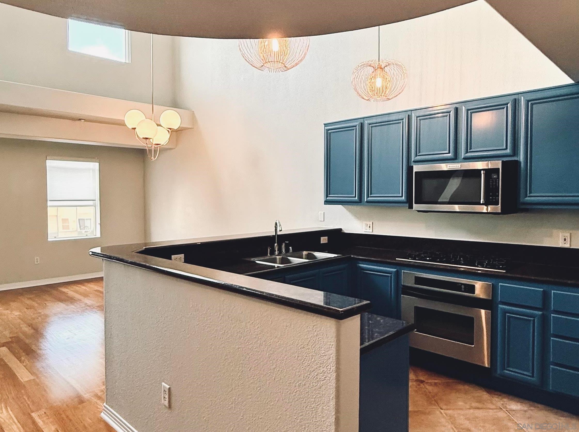 Detail Gallery Image 10 of 16 For 1501  India St  #608,  San Diego,  CA 92101 - 1 Beds | 2 Baths