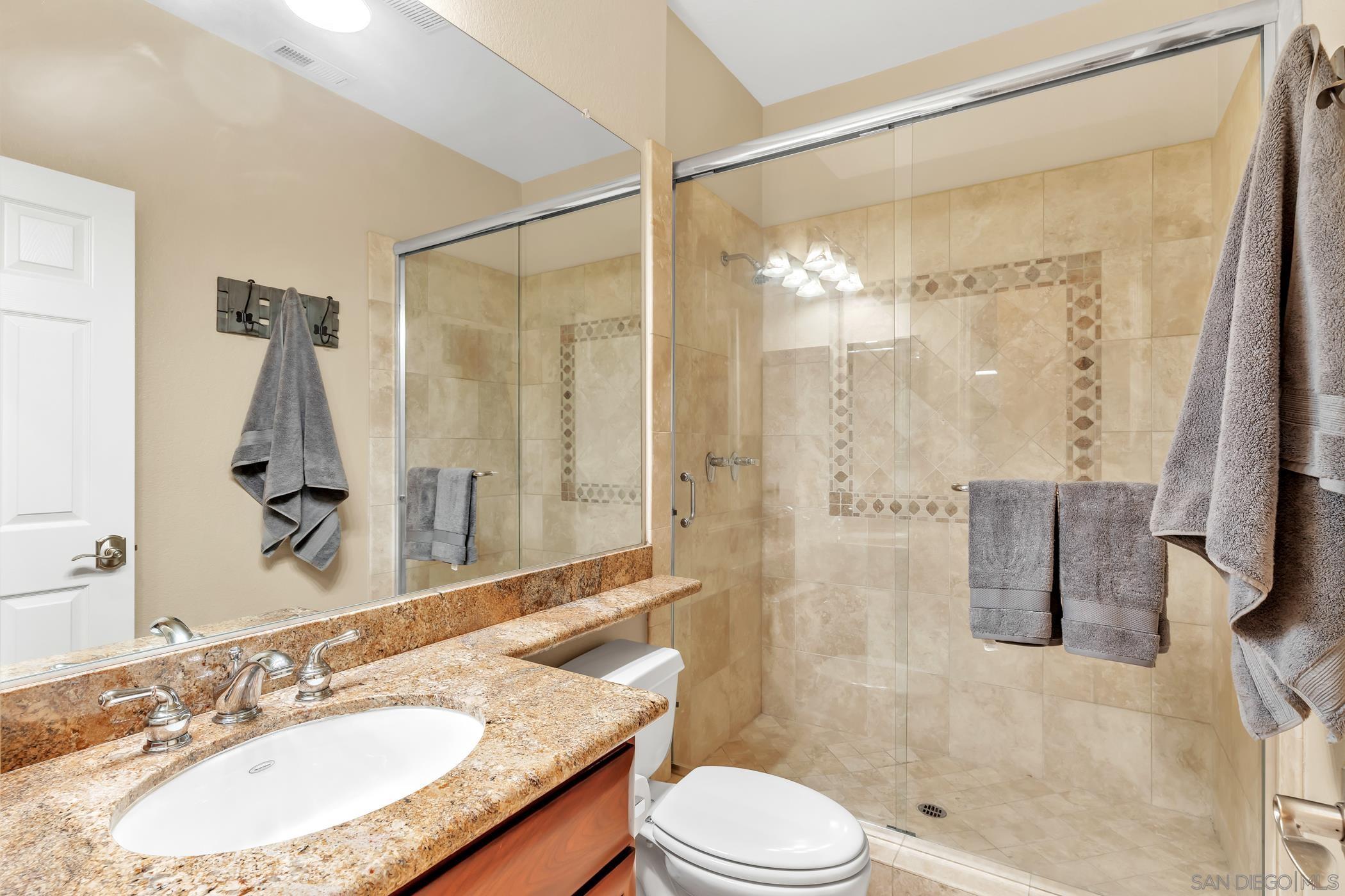 Detail Gallery Image 19 of 75 For 2389  Victoria Circle, Alpine,  CA 91901 - 4 Beds | 5 Baths