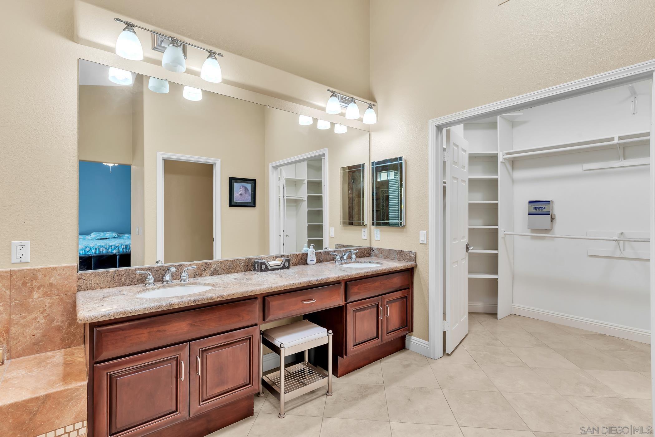 Detail Gallery Image 26 of 75 For 2389  Victoria Circle, Alpine,  CA 91901 - 4 Beds | 5 Baths