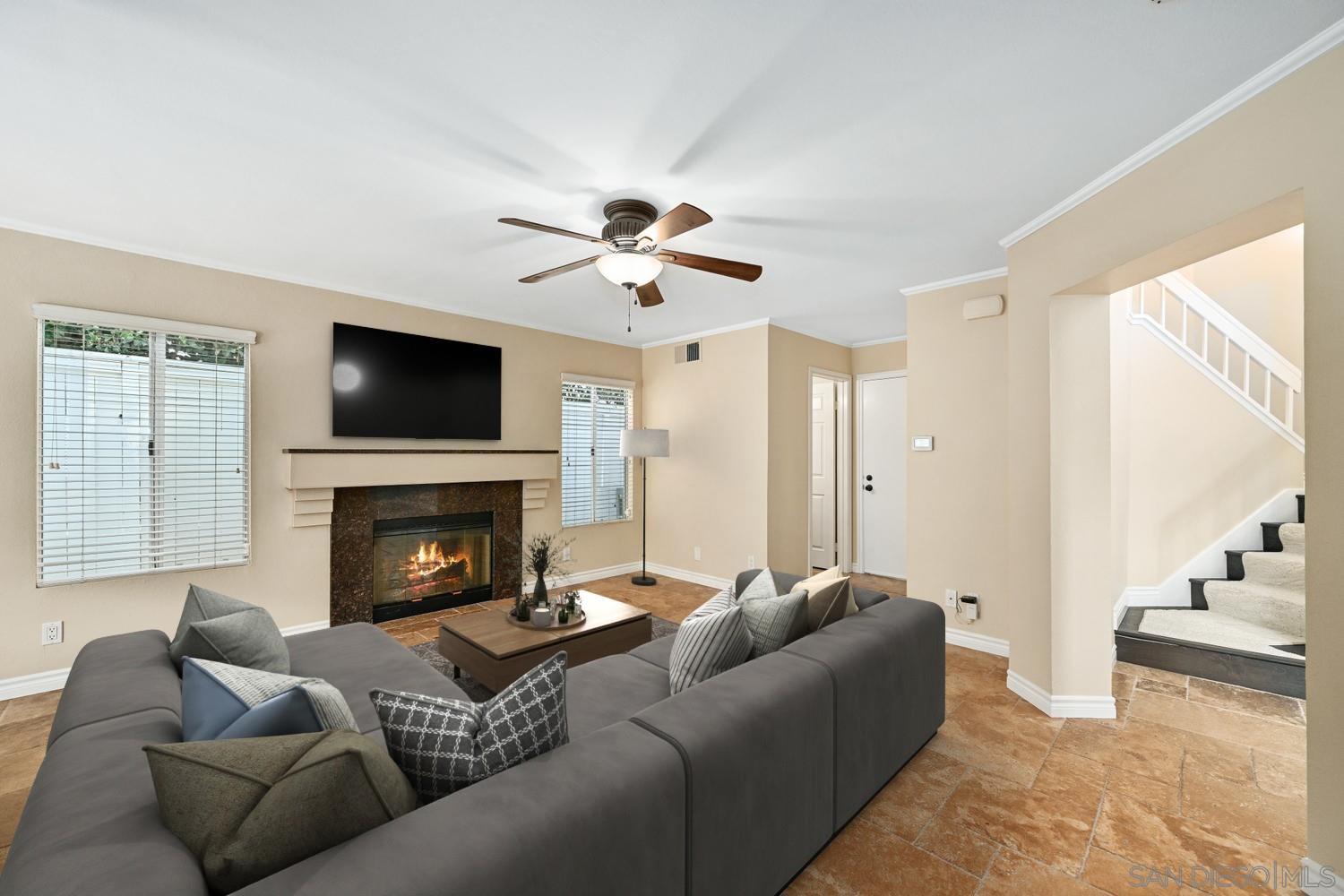 Detail Gallery Image 10 of 44 For 2198  Redwood Crst, Vista,  CA 92081 - 4 Beds | 2/1 Baths