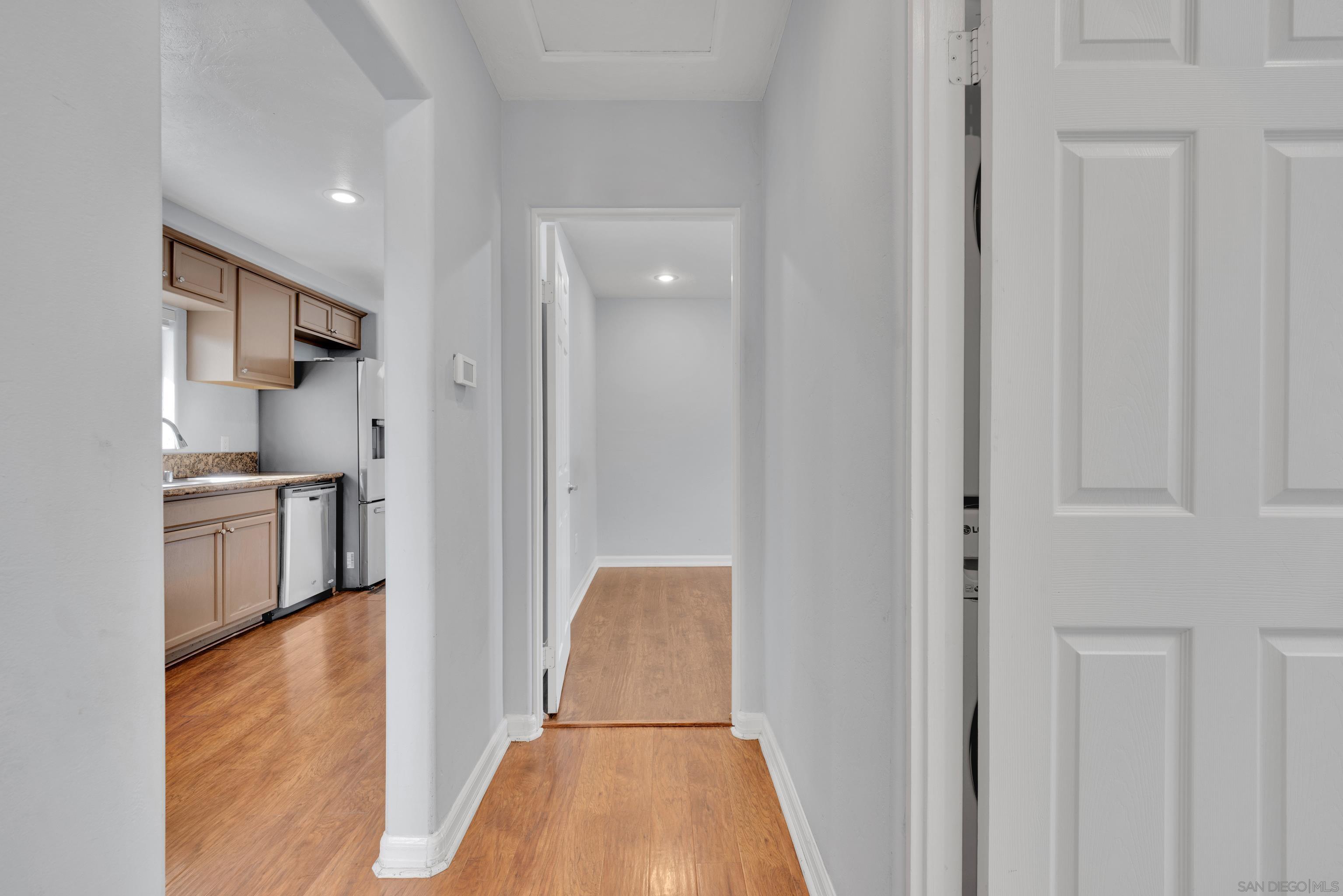 Detail Gallery Image 27 of 56 For 5170  Randlett Dr, La Mesa,  CA 91942 - 3 Beds | 2 Baths