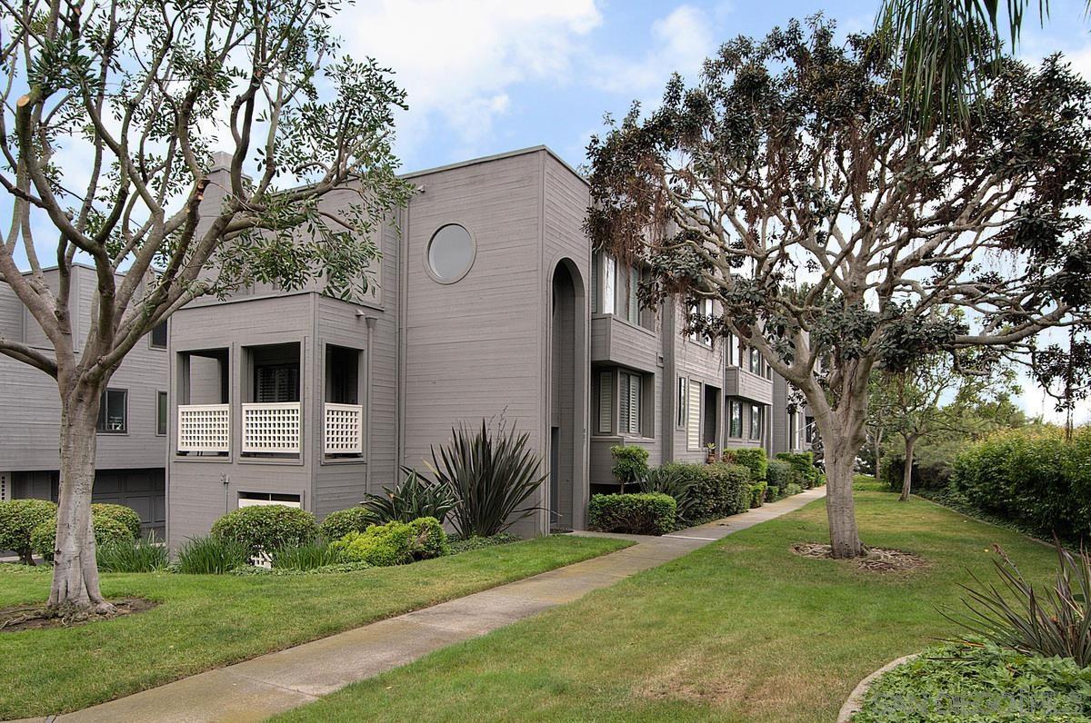 Detail Gallery Image 16 of 21 For 928  Intrepid Ct, Del Mar,  CA 92014 - 2 Beds | 2/1 Baths