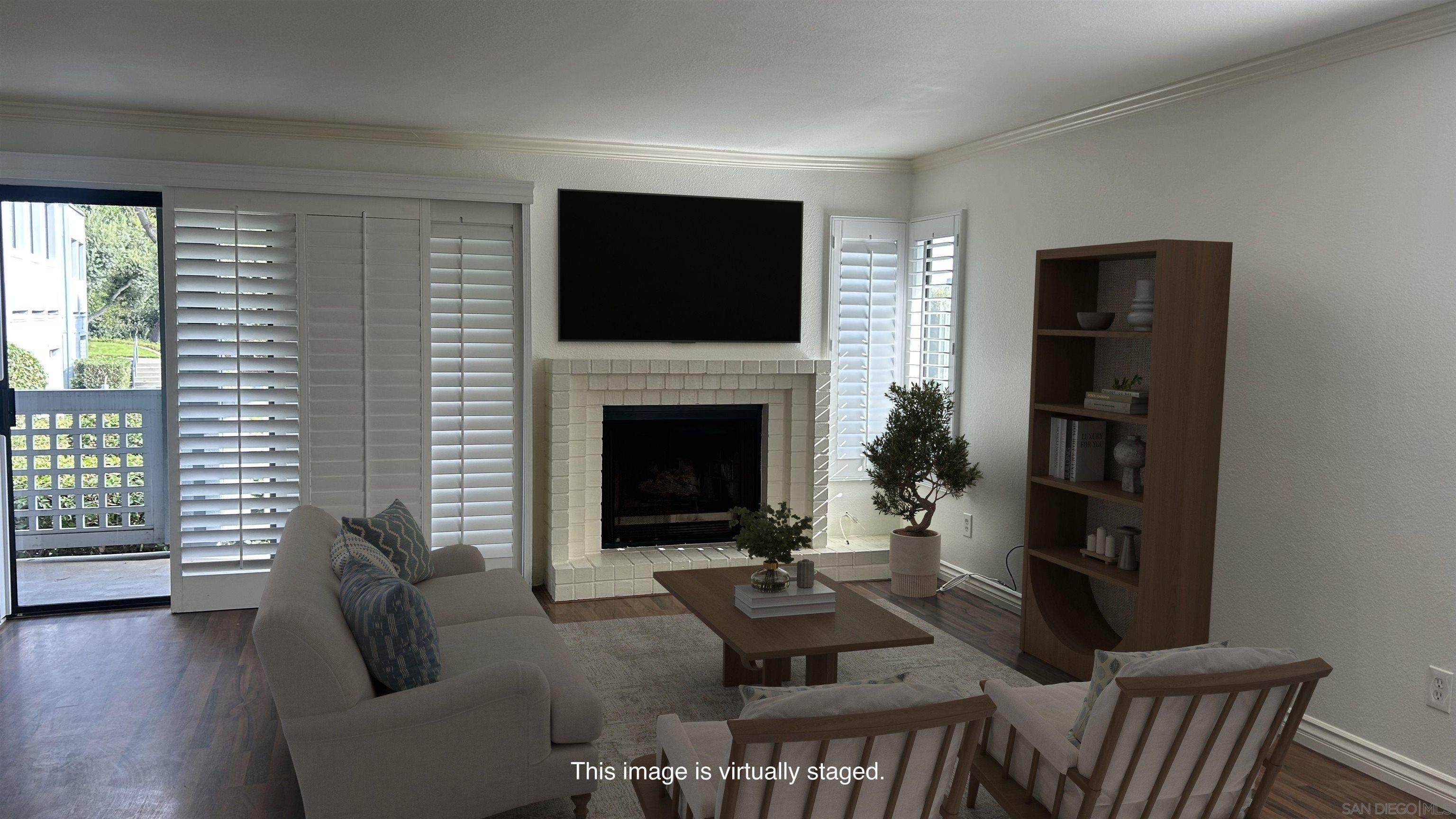 Detail Gallery Image 7 of 28 For 928  Intrepid Ct, Del Mar,  CA 92014 - 2 Beds | 2/1 Baths