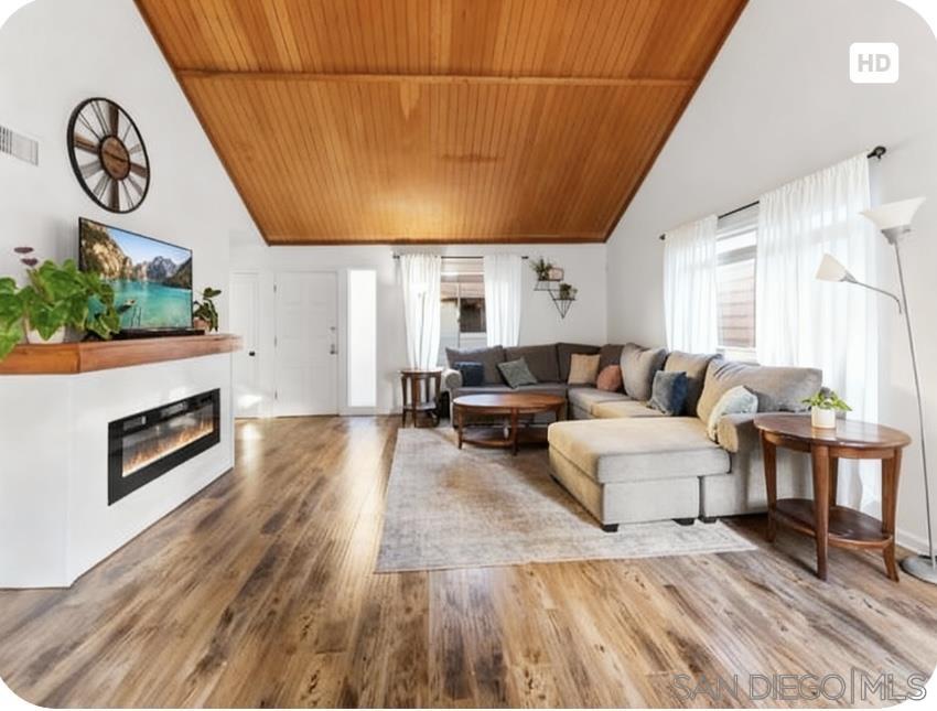 Detail Gallery Image 11 of 47 For 6811  Parkside Avenue, San Diego,  CA 92139 - 3 Beds | 2 Baths