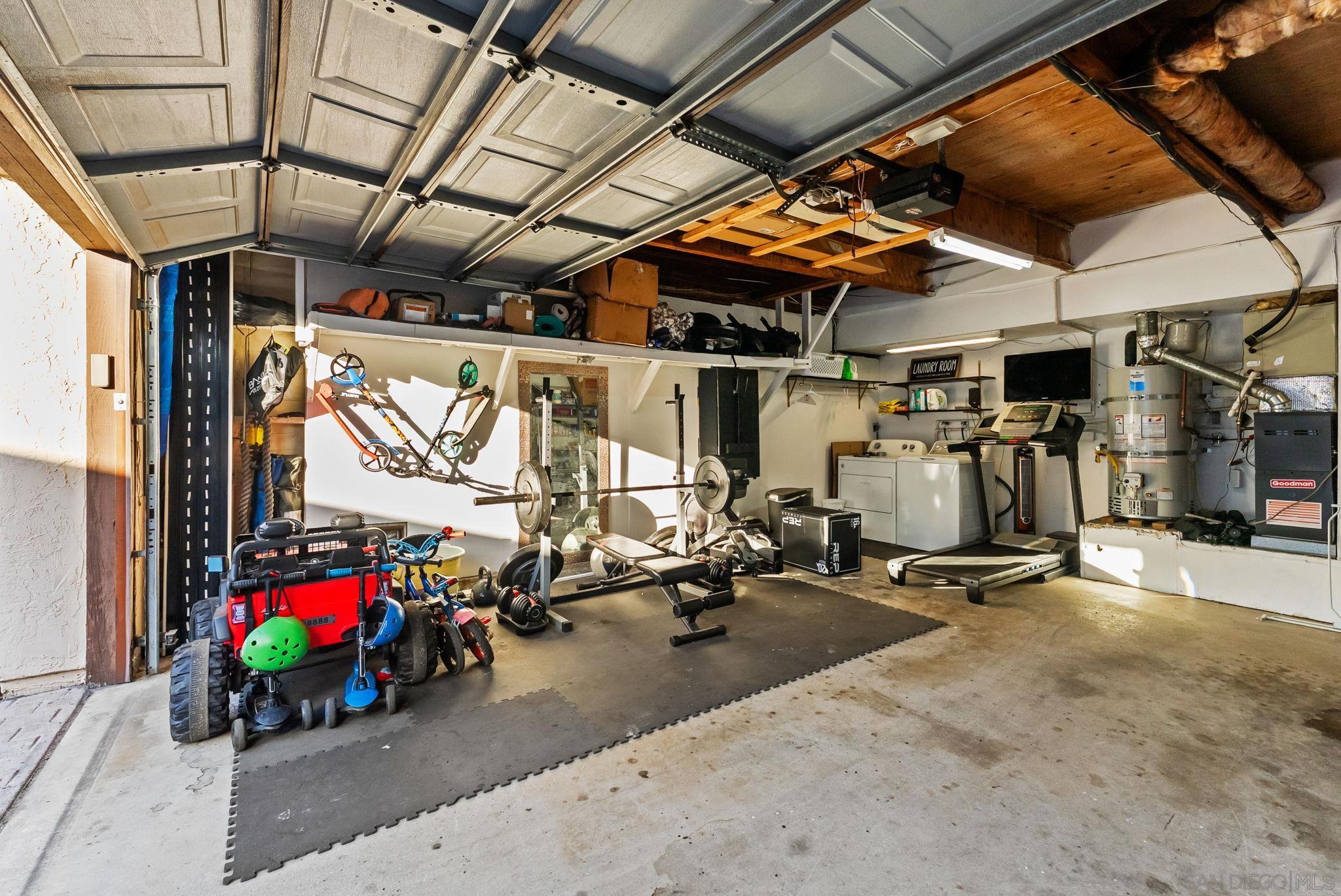 Detail Gallery Image 32 of 47 For 6811  Parkside Avenue, San Diego,  CA 92139 - 3 Beds | 2 Baths