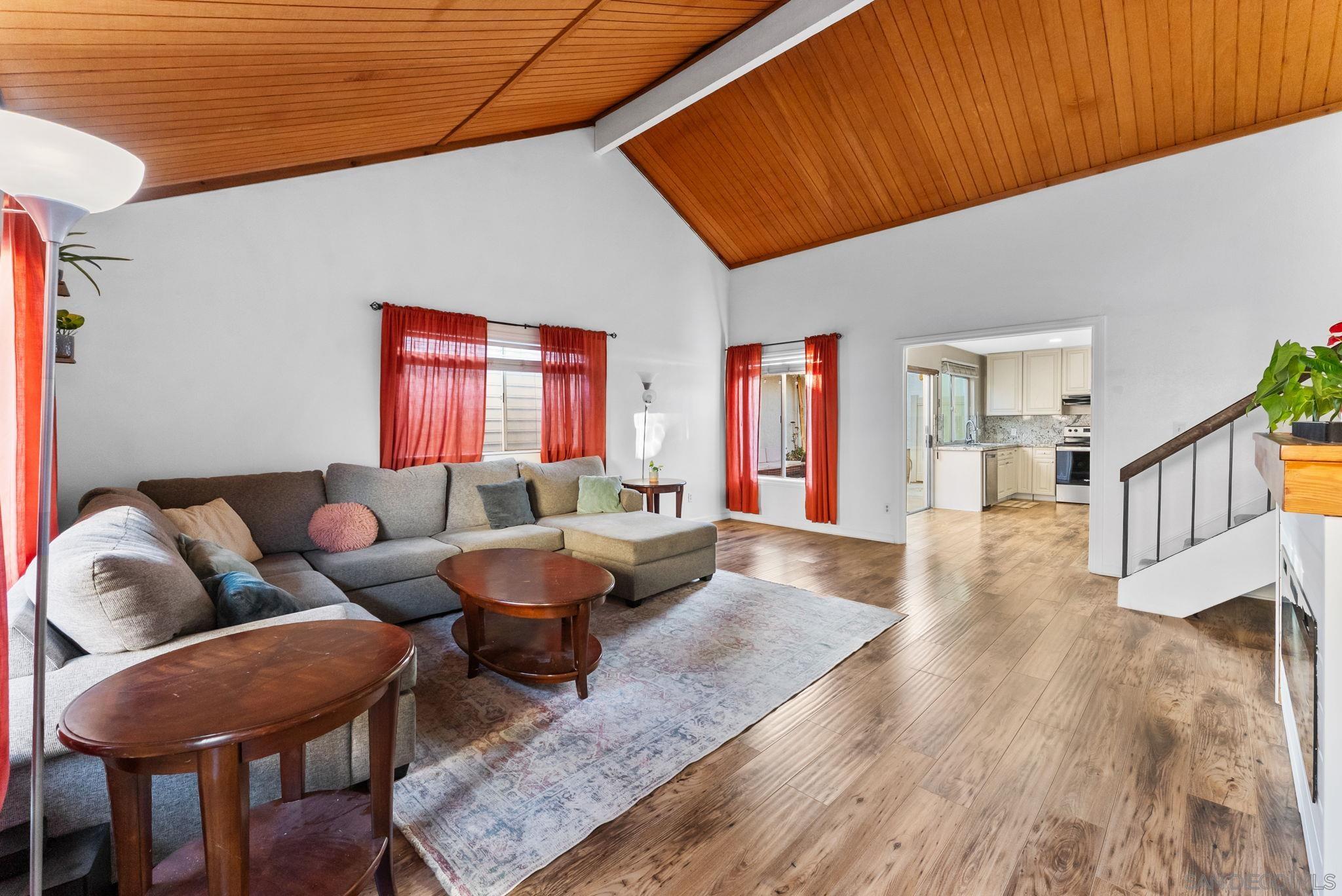 Detail Gallery Image 6 of 47 For 6811  Parkside Avenue, San Diego,  CA 92139 - 3 Beds | 2 Baths