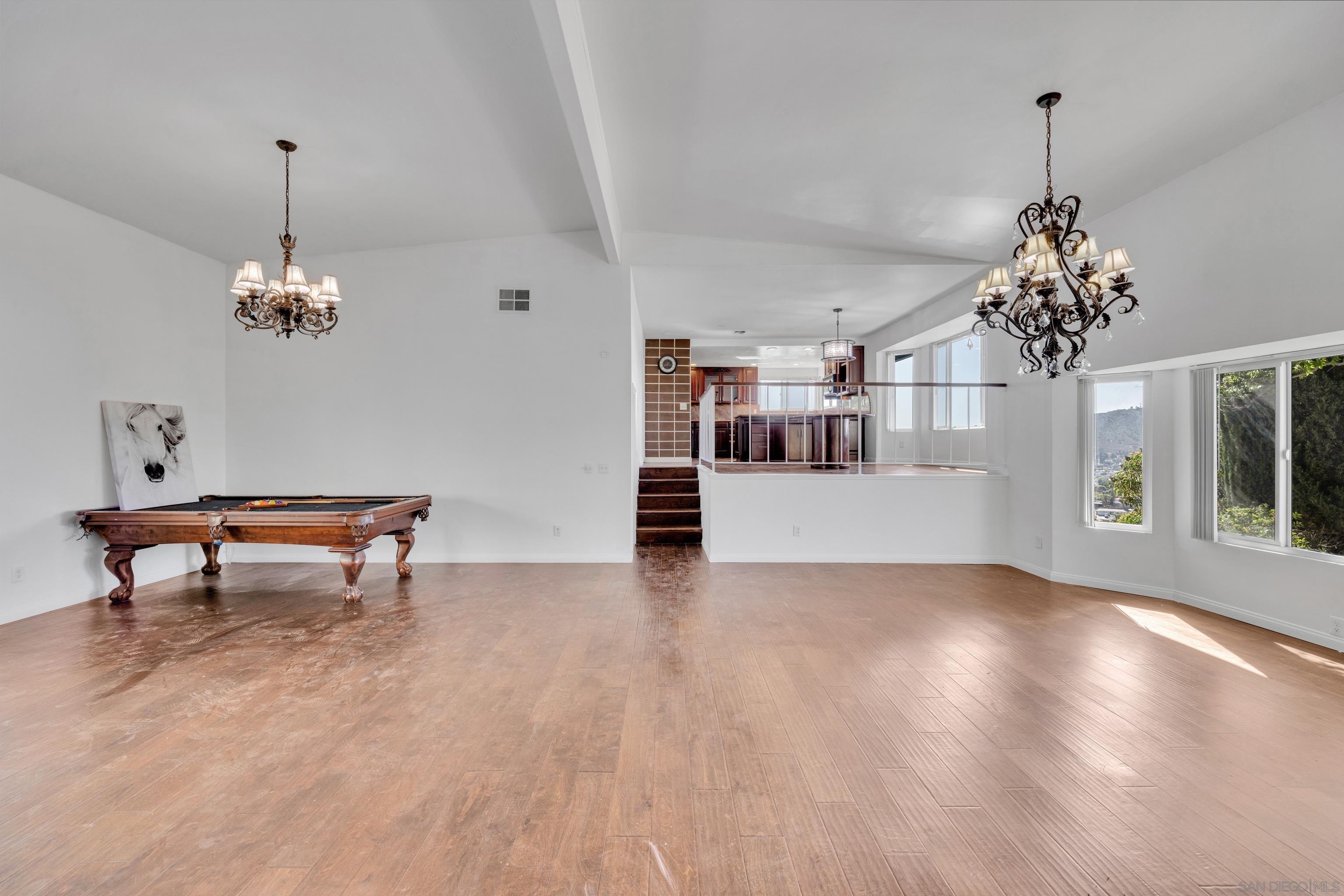 Detail Gallery Image 12 of 59 For 12673  Jackson Hill Dr, El Cajon,  CA 92021 - 4 Beds | 4 Baths