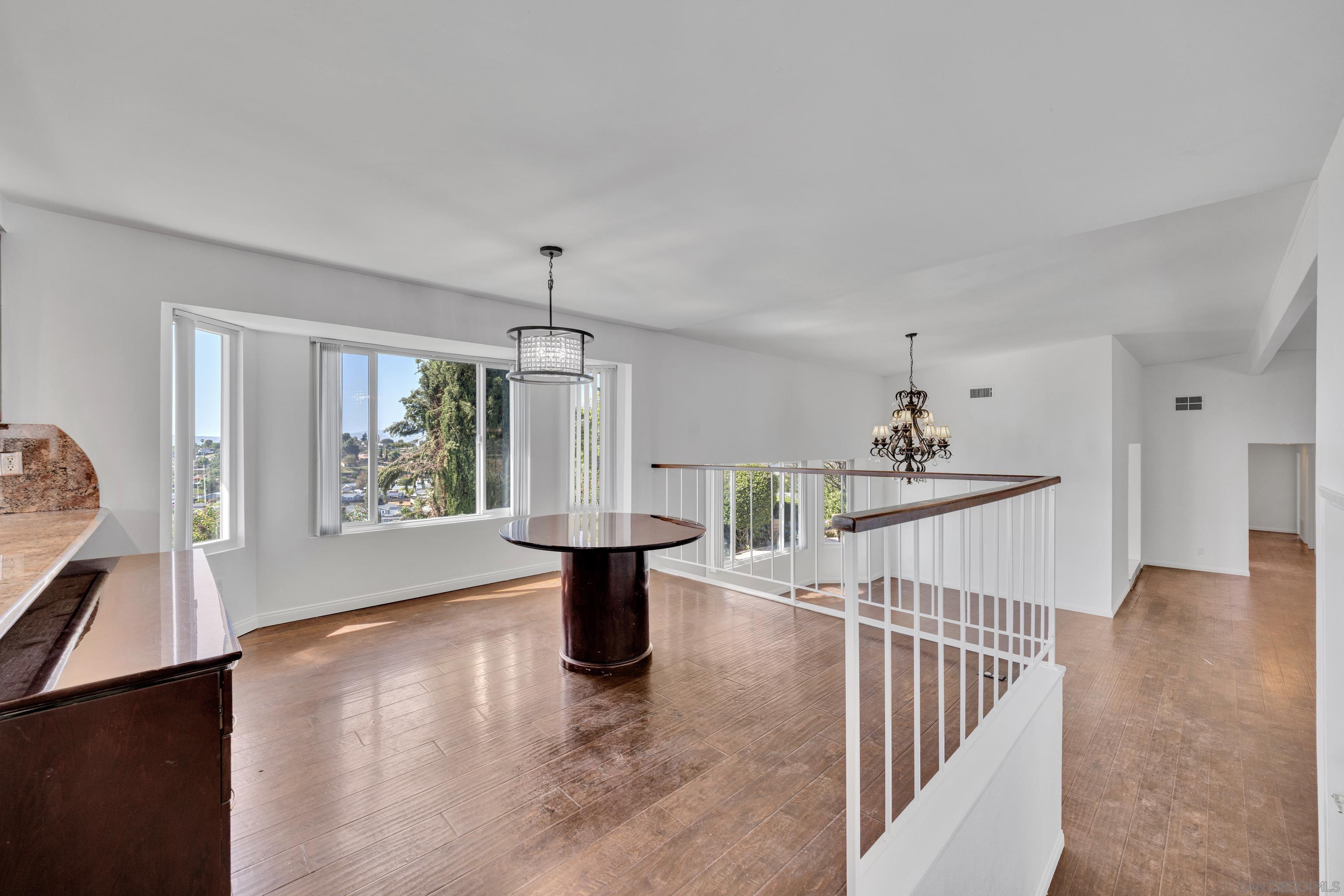 Detail Gallery Image 17 of 59 For 12673  Jackson Hill Dr, El Cajon,  CA 92021 - 4 Beds | 4 Baths