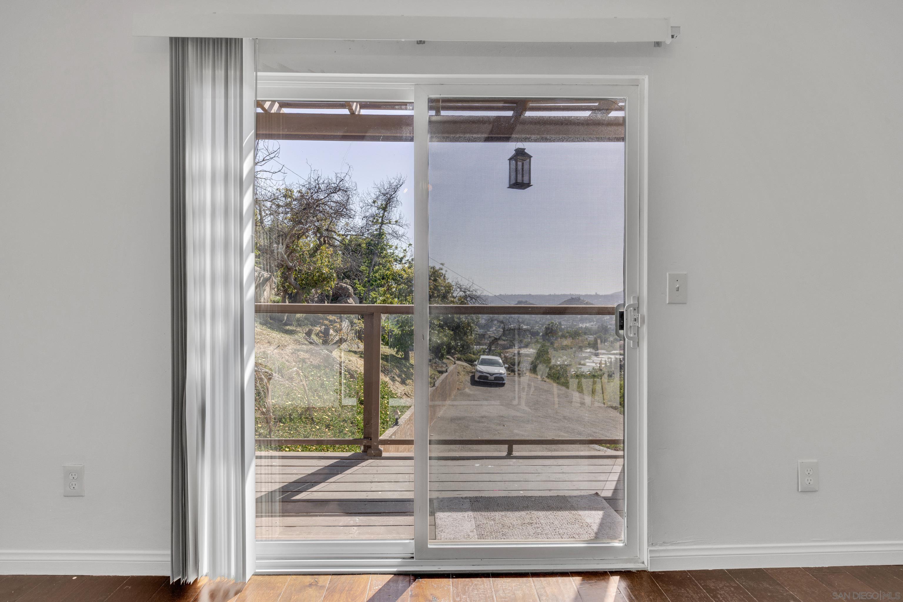 Detail Gallery Image 26 of 59 For 12673  Jackson Hill Dr, El Cajon,  CA 92021 - 4 Beds | 4 Baths