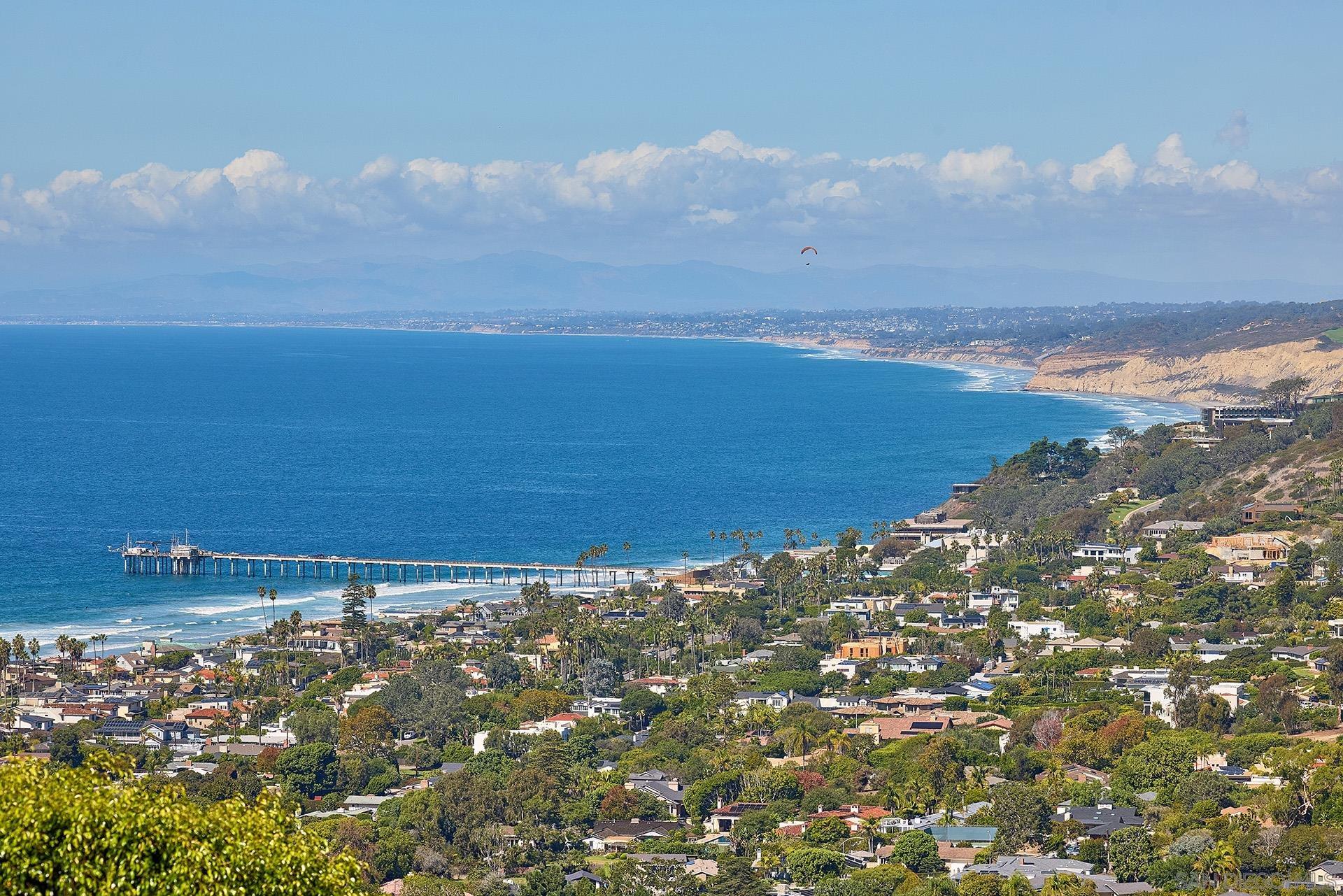 Detail Gallery Image 18 of 35 For 2551  via Viesta, La Jolla,  CA 92037 - 3 Beds | 2/1 Baths