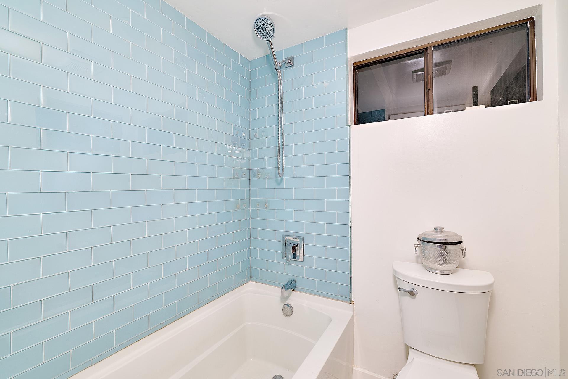 Detail Gallery Image 31 of 35 For 2551  via Viesta, La Jolla,  CA 92037 - 3 Beds | 2/1 Baths