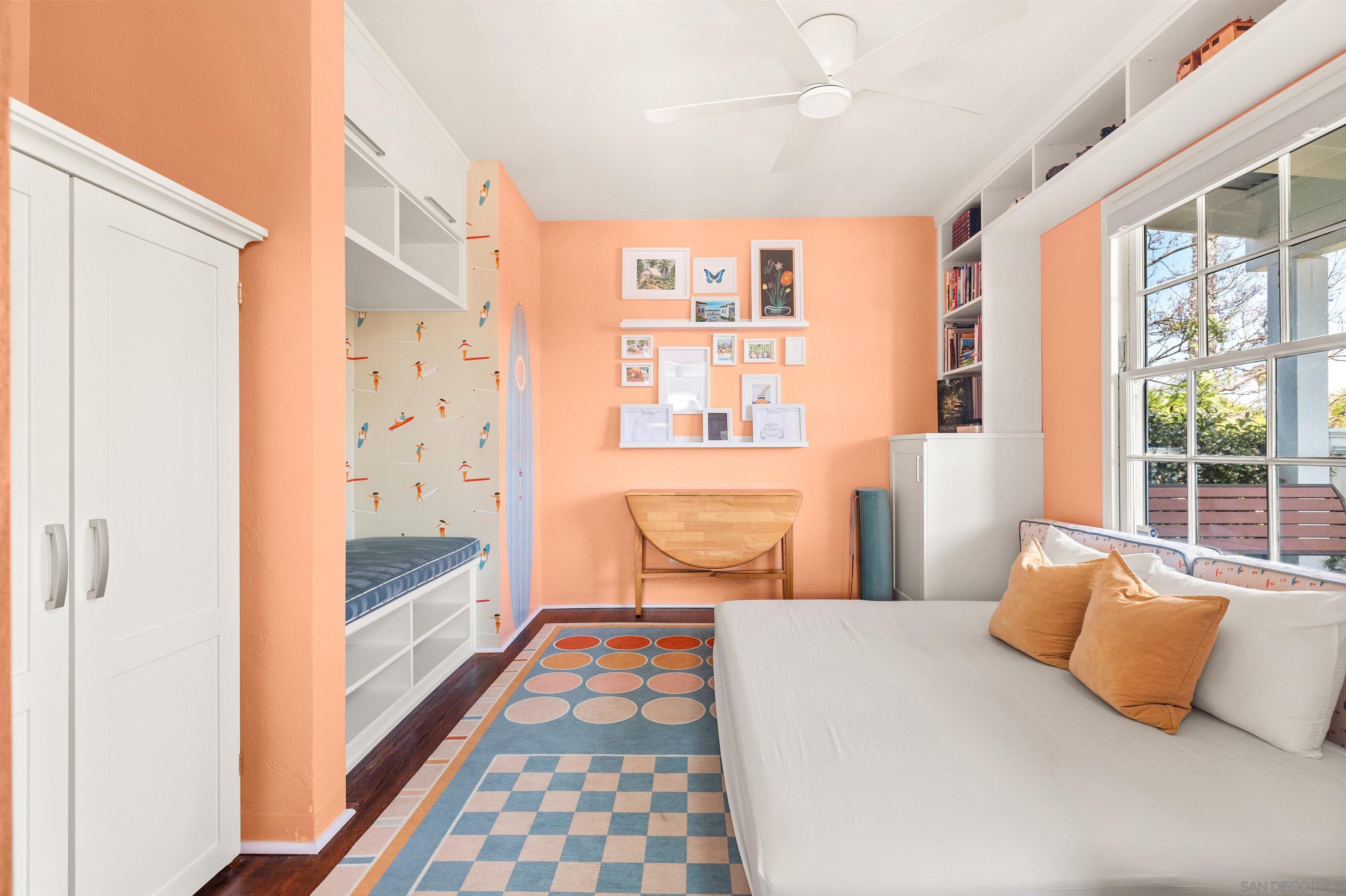 Detail Gallery Image 21 of 52 For 1162  Law St, San Diego,  CA 92109 - 3 Beds | 2/1 Baths