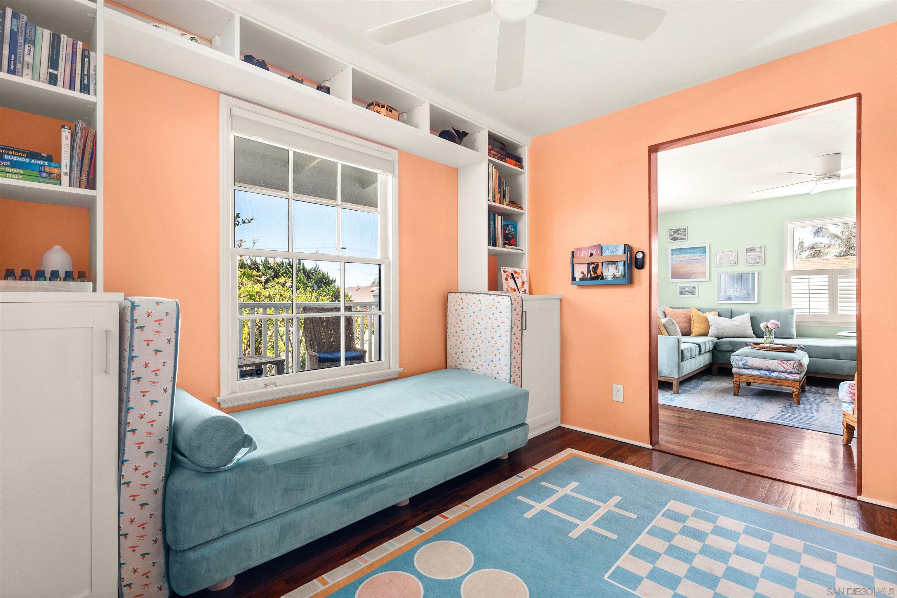 Detail Gallery Image 22 of 52 For 1162  Law St, San Diego,  CA 92109 - 3 Beds | 2/1 Baths