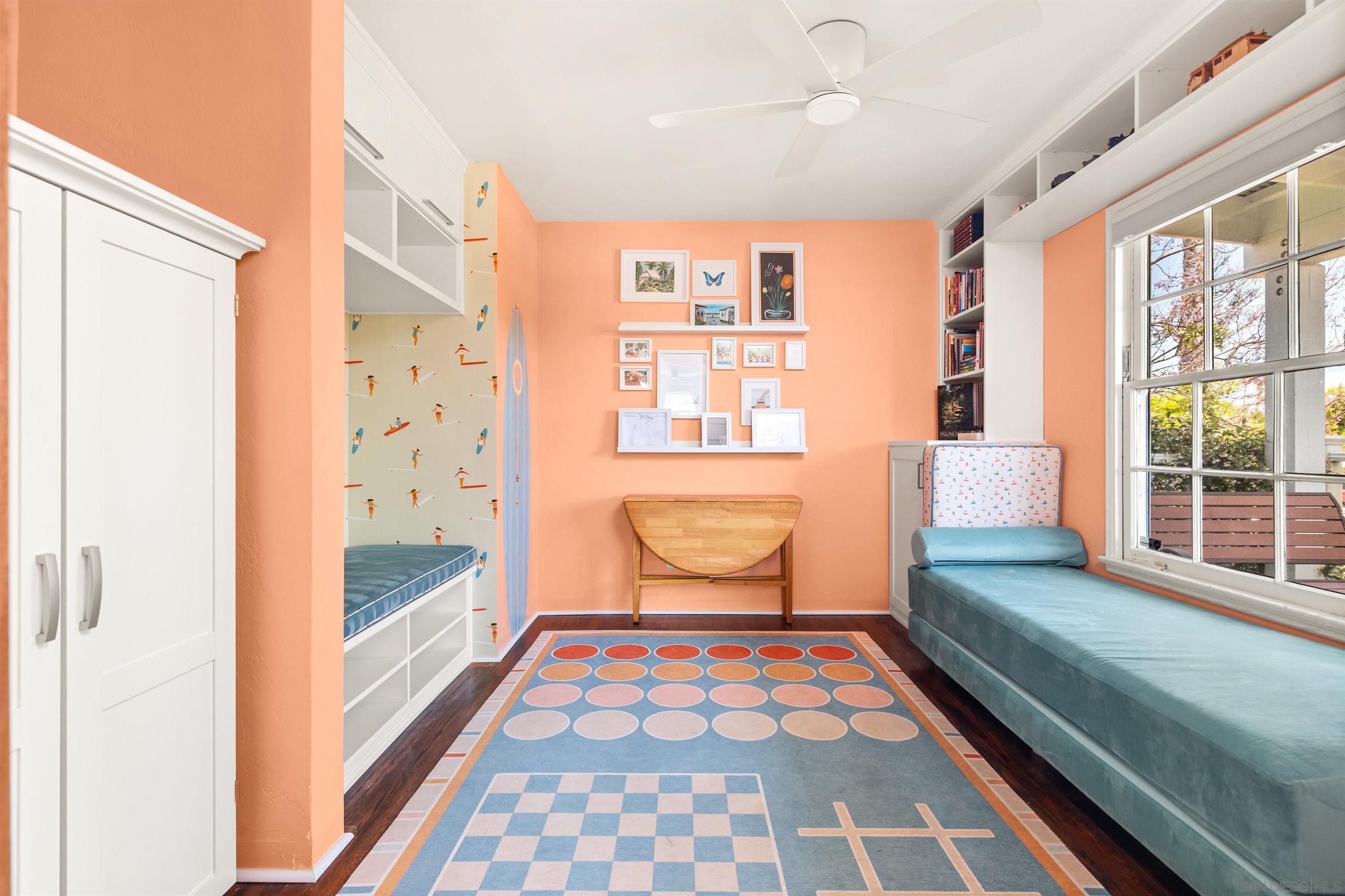 Detail Gallery Image 23 of 52 For 1162  Law St, San Diego,  CA 92109 - 3 Beds | 2/1 Baths