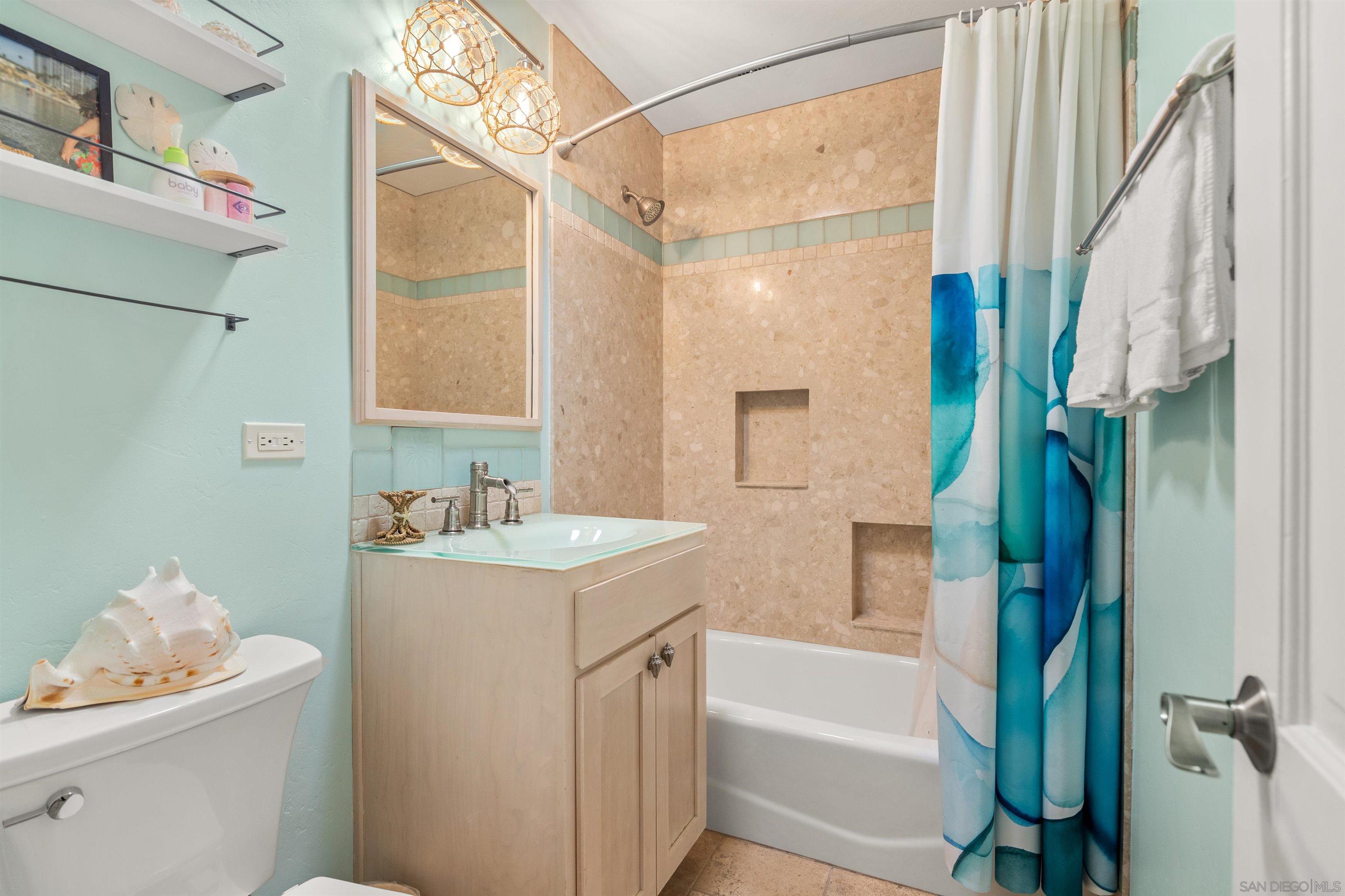 Detail Gallery Image 44 of 52 For 1162  Law St, San Diego,  CA 92109 - 3 Beds | 2/1 Baths