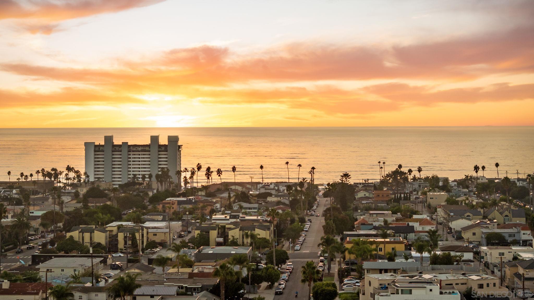 Detail Gallery Image 49 of 52 For 1162  Law St, San Diego,  CA 92109 - 3 Beds | 2/1 Baths