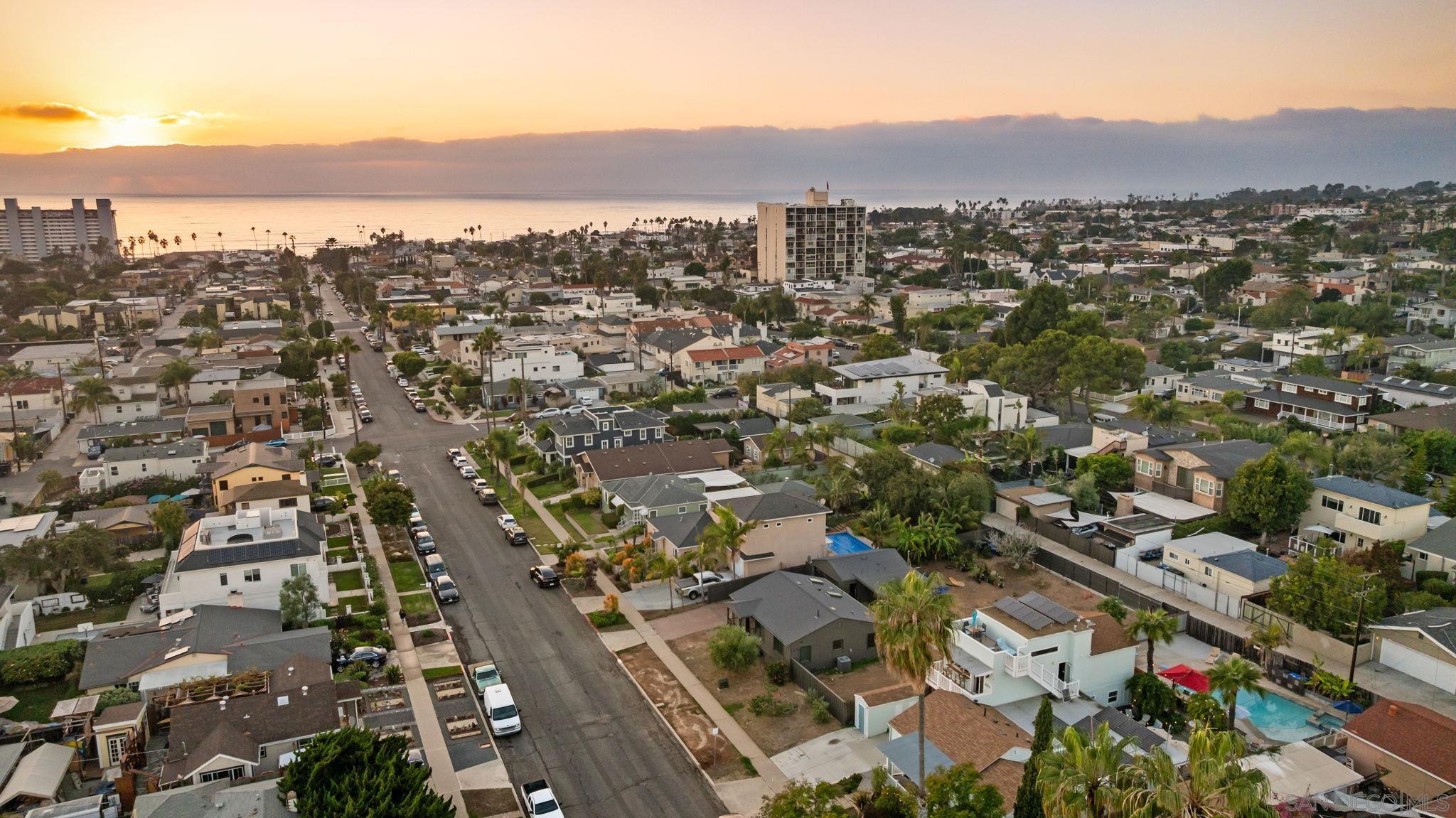 Detail Gallery Image 51 of 52 For 1162  Law St, San Diego,  CA 92109 - 3 Beds | 2/1 Baths